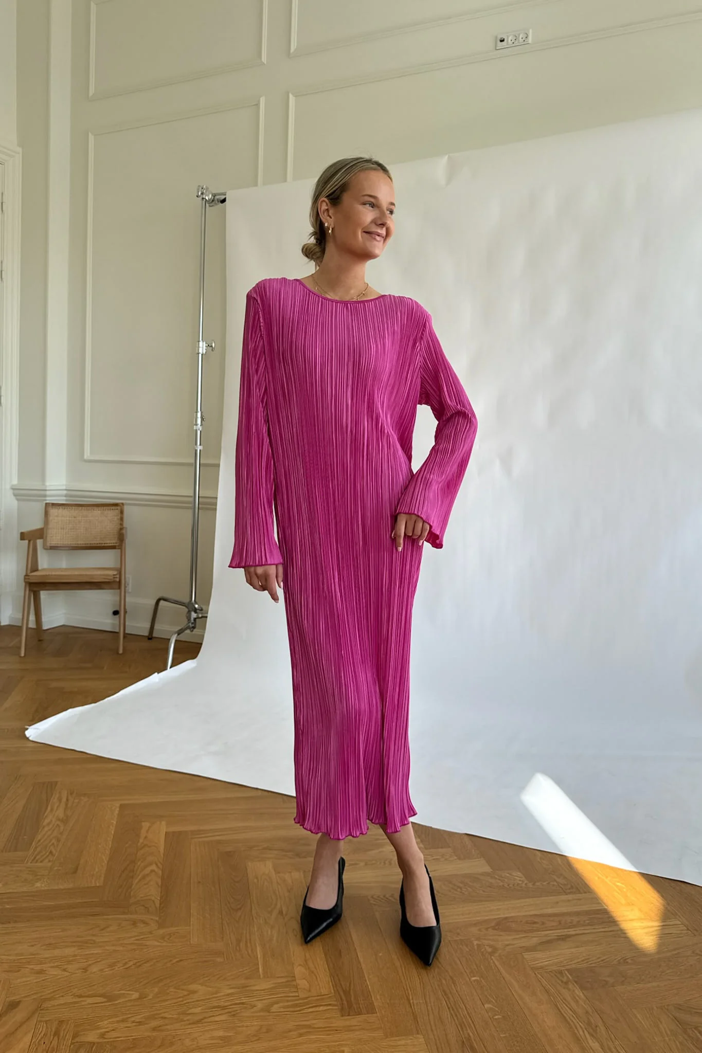 KellyIC Long Plissé Dress - Fuchsia Pink - Image 5