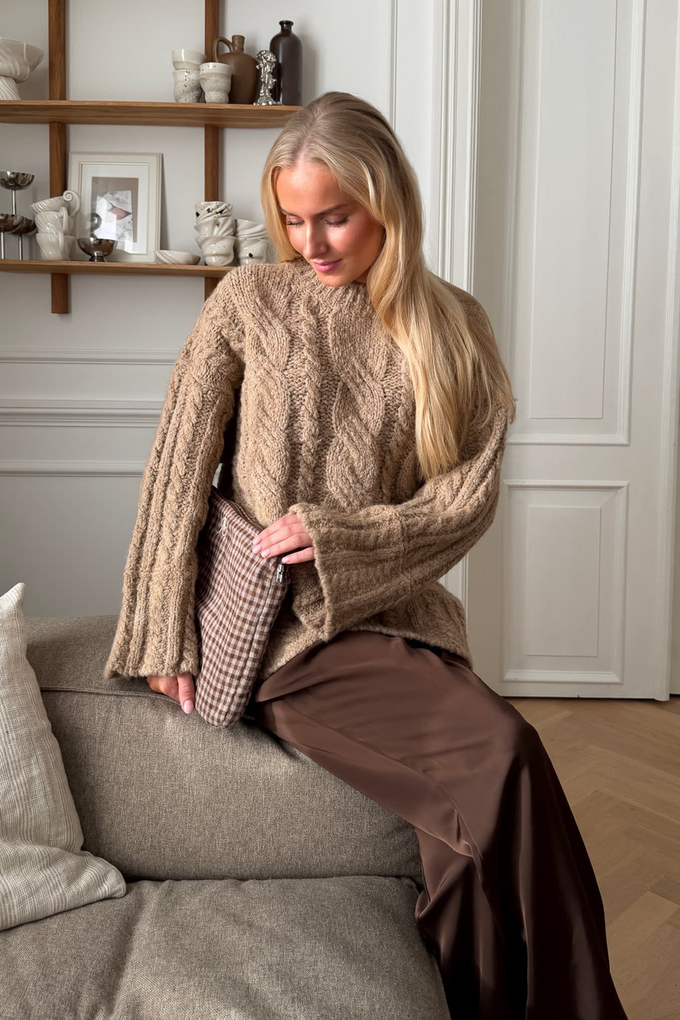 KikiIC Sweater - Beige - Image 8