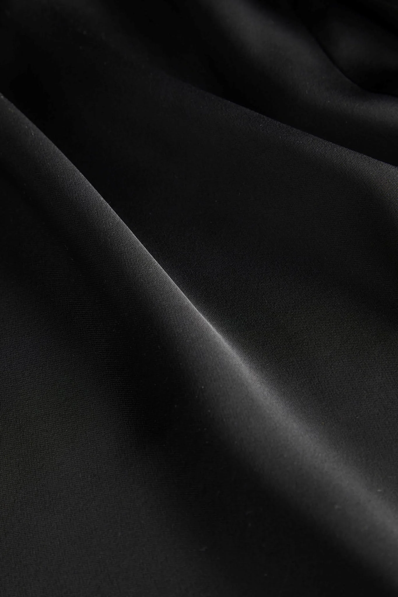 JXKira Regular Satin Pants - Black - Image 11