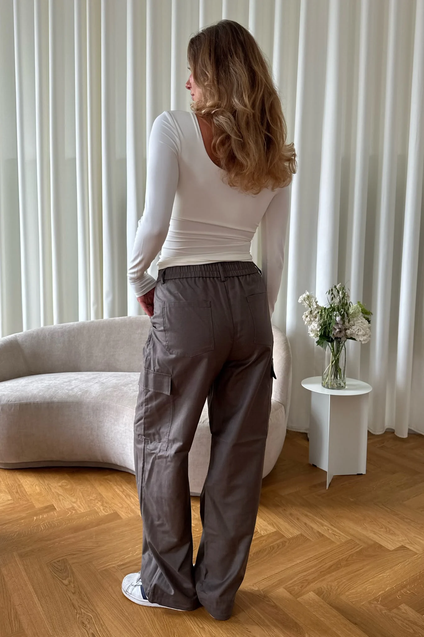 NMLarrie HW Cargo Pants - Rubber - Image 2