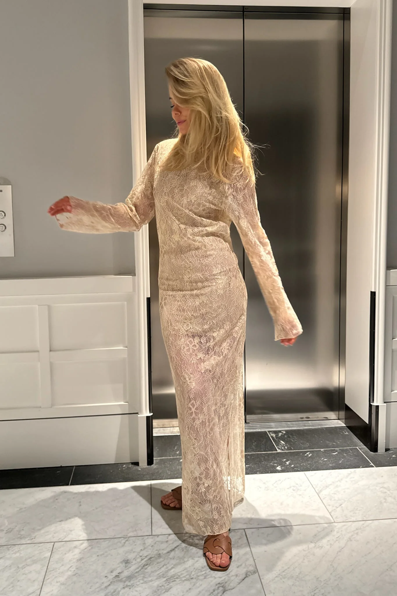 LeaIC Lace Dress - Gold Rose Flower - Image 2