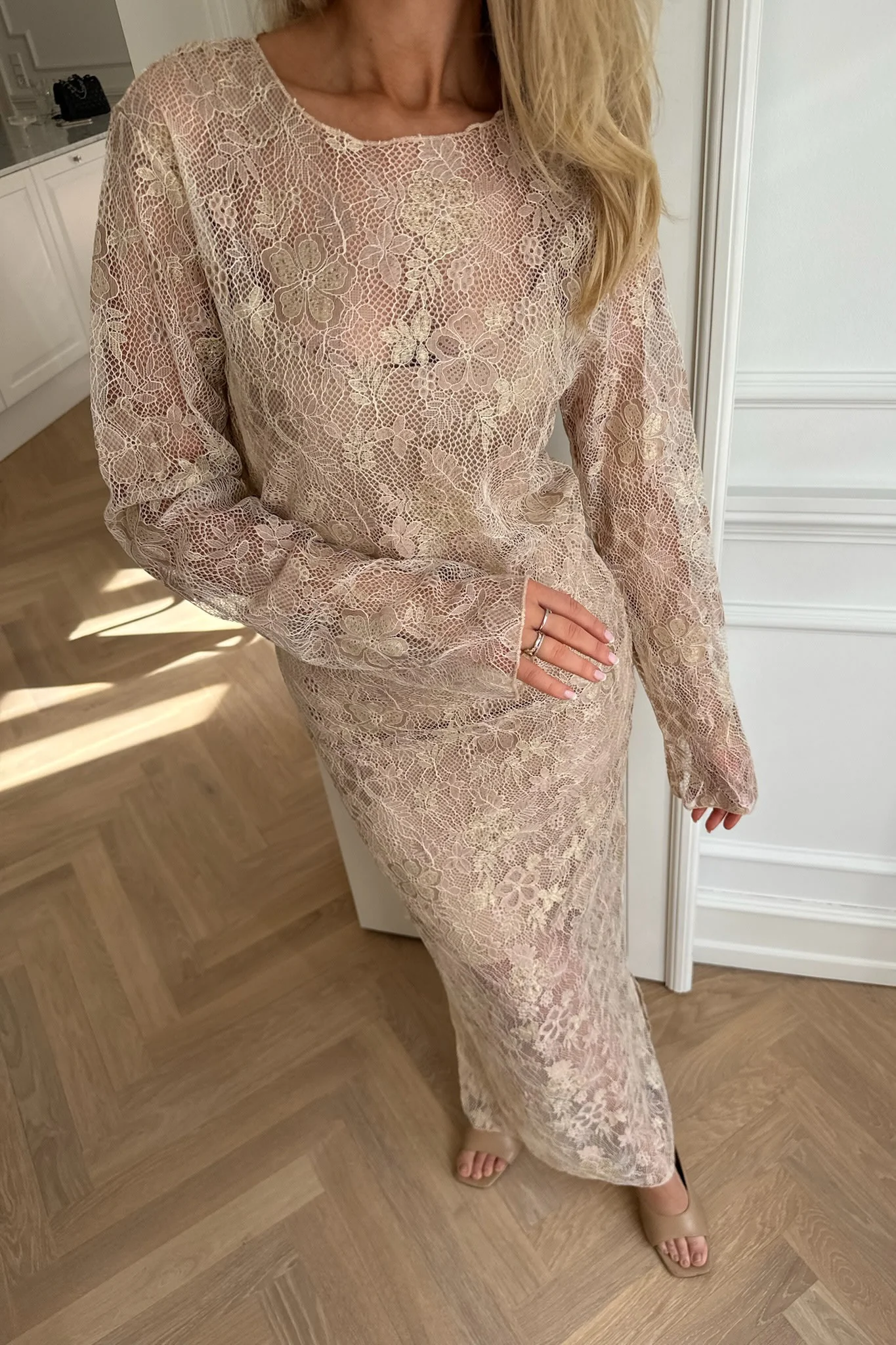 LeaIC Lace Dress - Gold Rose Flower - Image 6