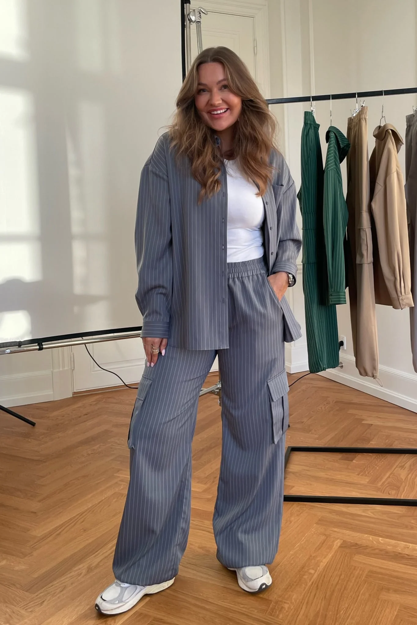LivaIC Cargo Pants - Dark Grey Pinstripe - Image 3