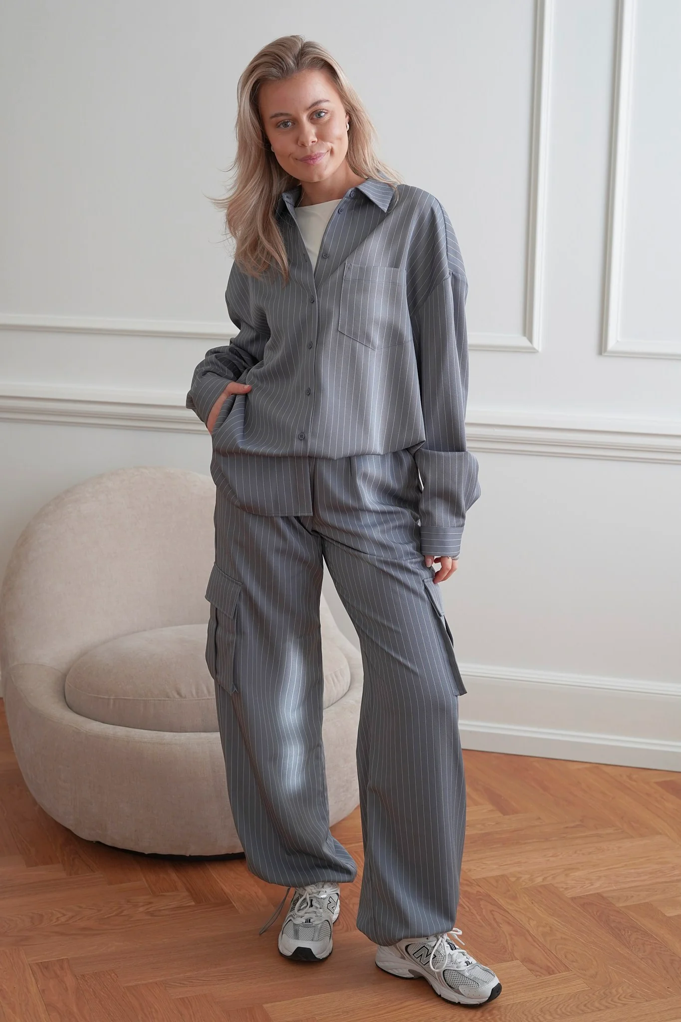 LivaIC Shirt - Dark Grey Pinstripe - Image 5