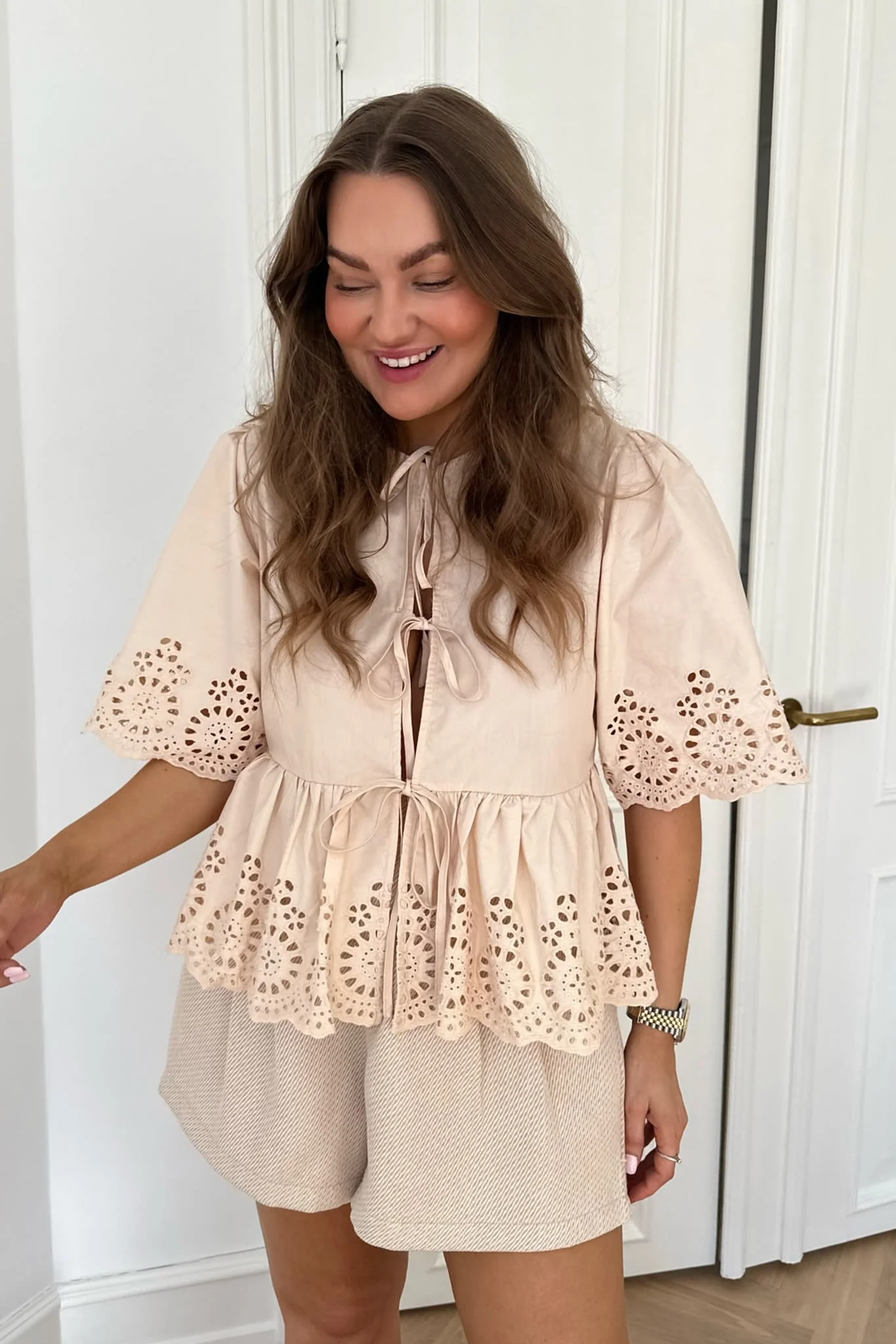 LulaIC Top - Beige Embroidery - Image 2