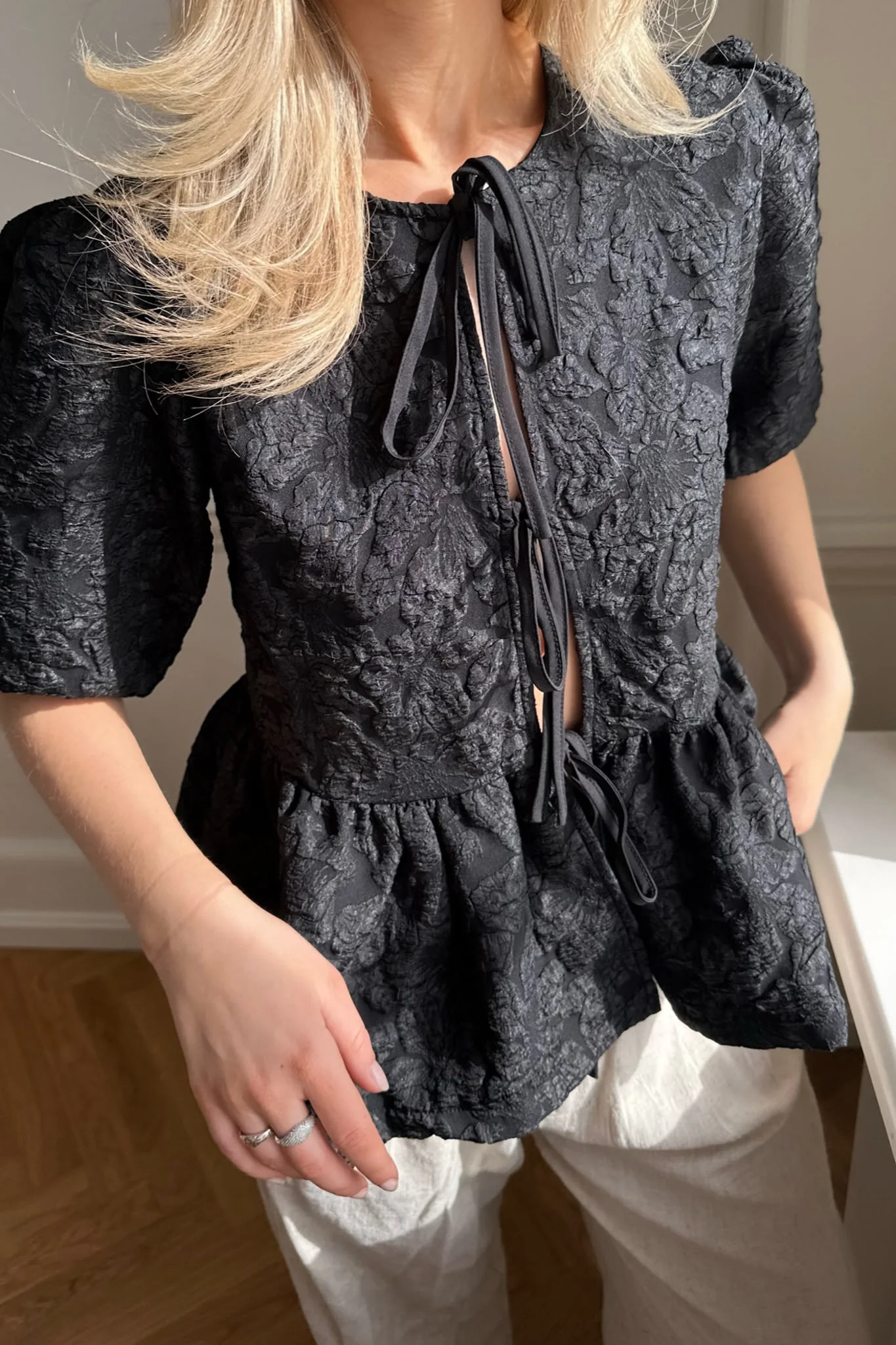 LulaIC Top - Black - Image 2