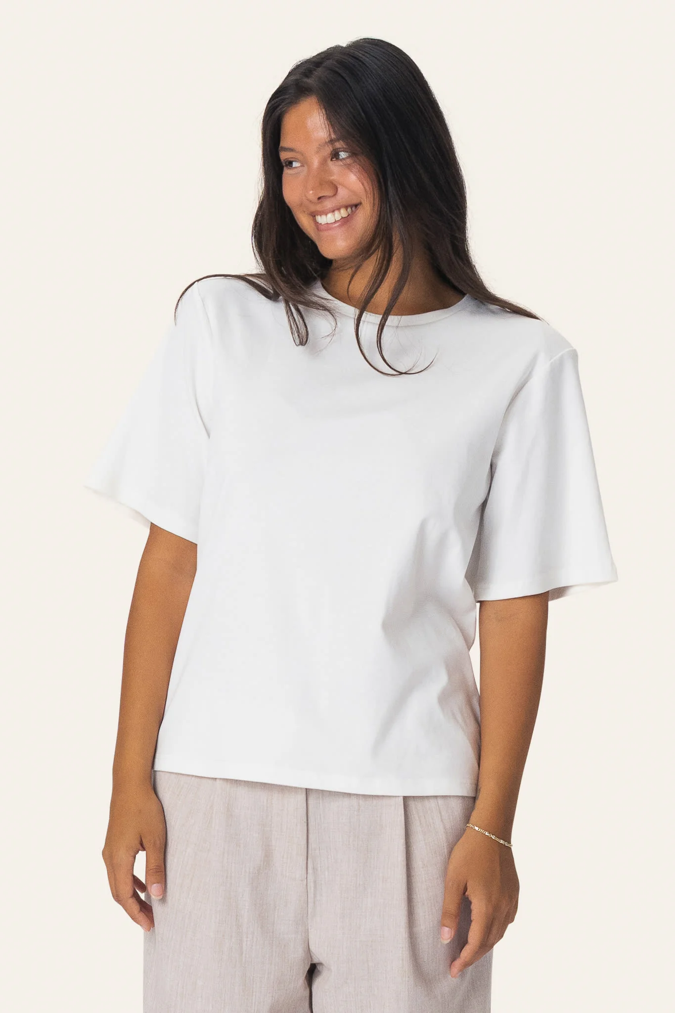 MarieIC Tshirt - White - Image 4