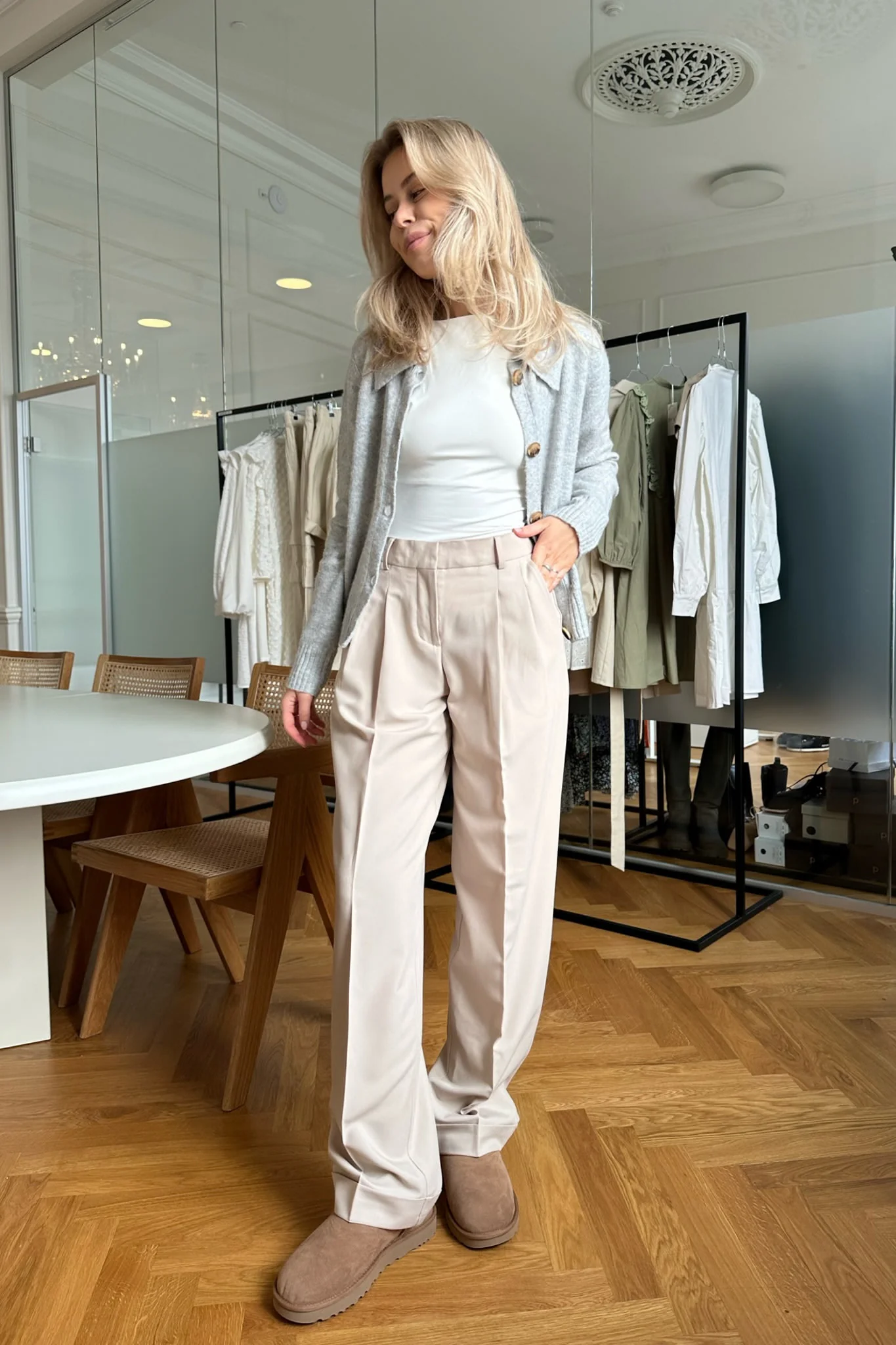 JXMary Regular Pleated MW Pants - Oatmeal - Image 4