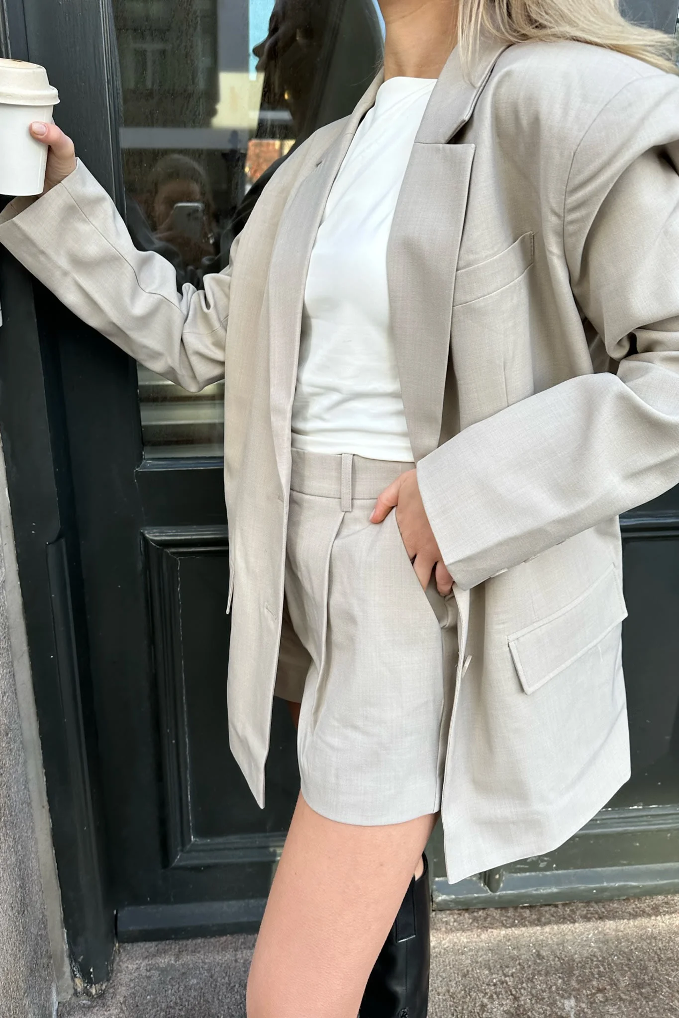 VMMathilde Oversize Blazer - Semolina - Image 3