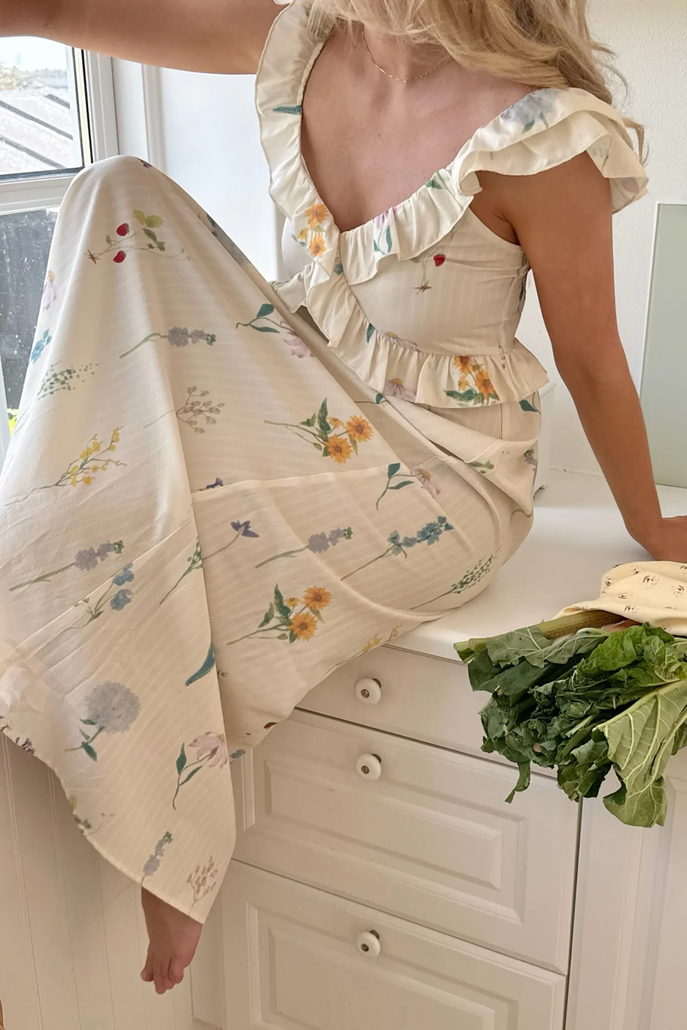 MelbaIC Dress - Off White Flower Print - Image 7