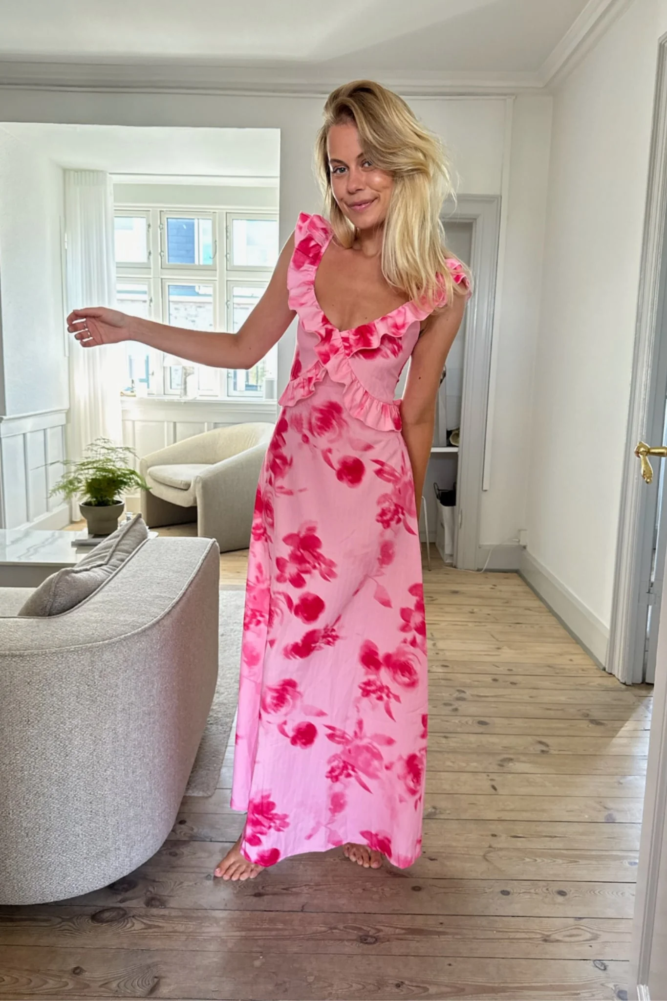 MelbaIC Dress - Abstract Pink Flower Print - Image 5