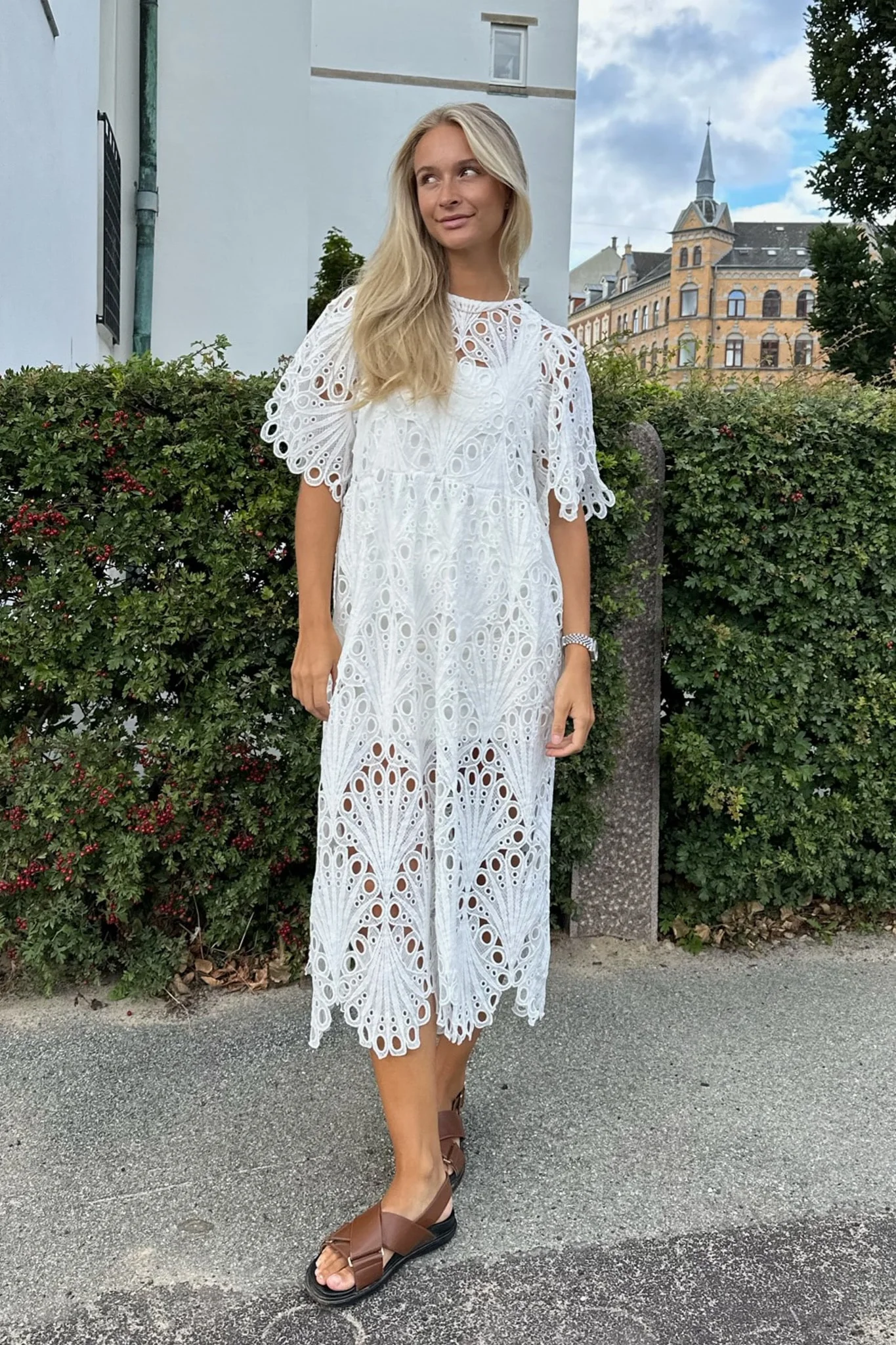 MeliaIC Midi Lace Dress - White - Image 6