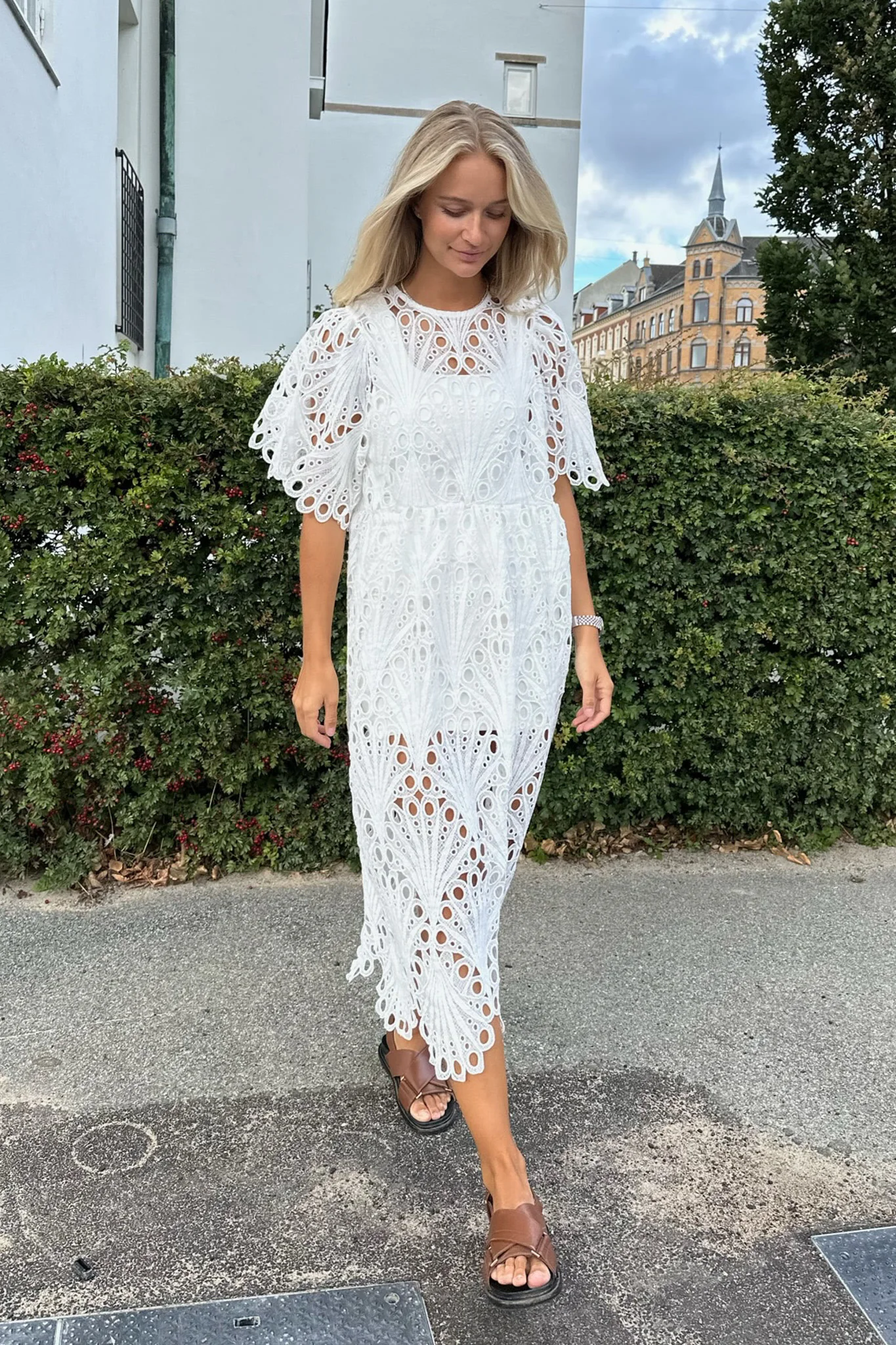 MeliaIC Midi Lace Dress - White - Image 8