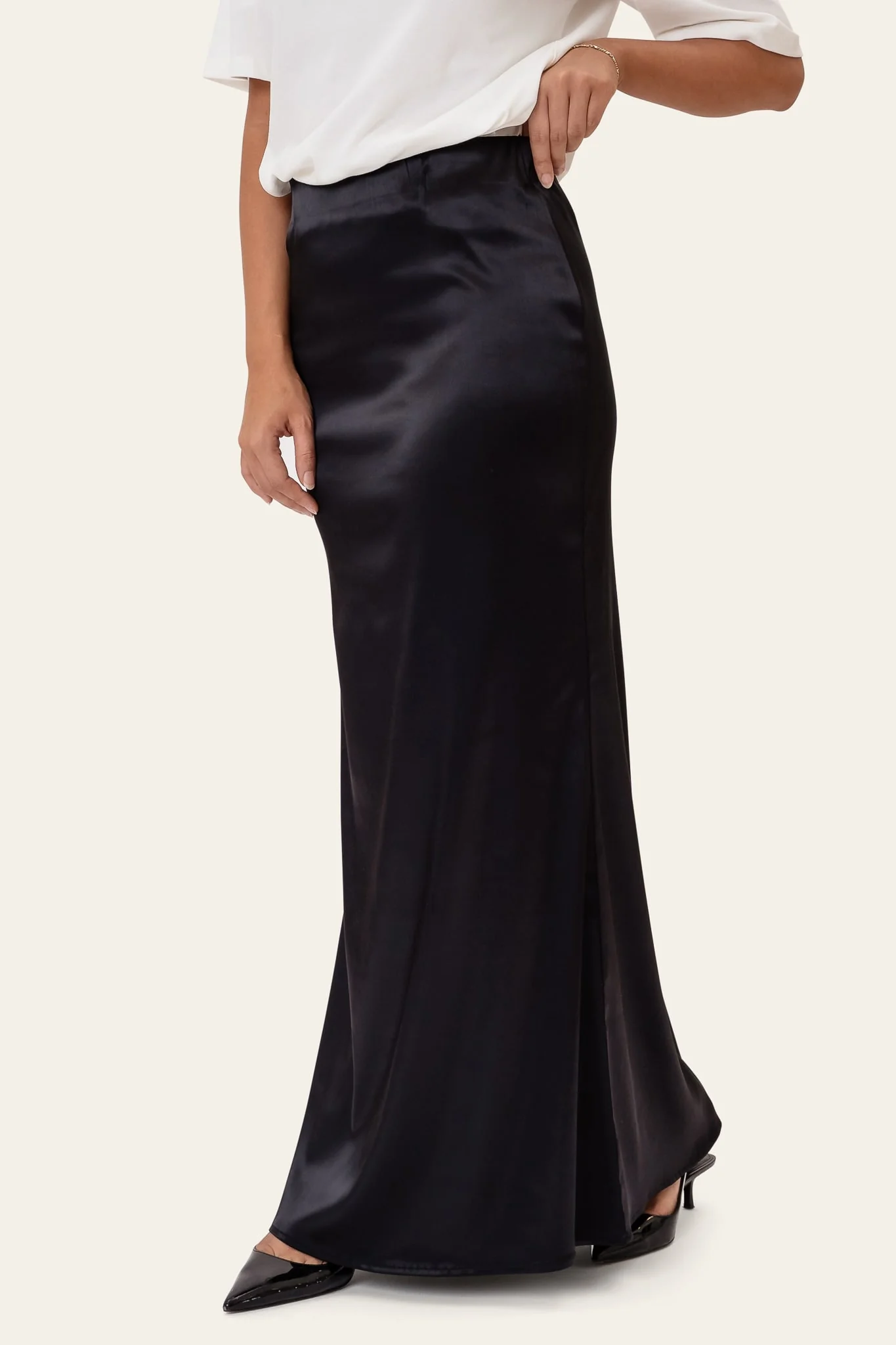 MerleIC Maxi Skirt - Black - Image 5