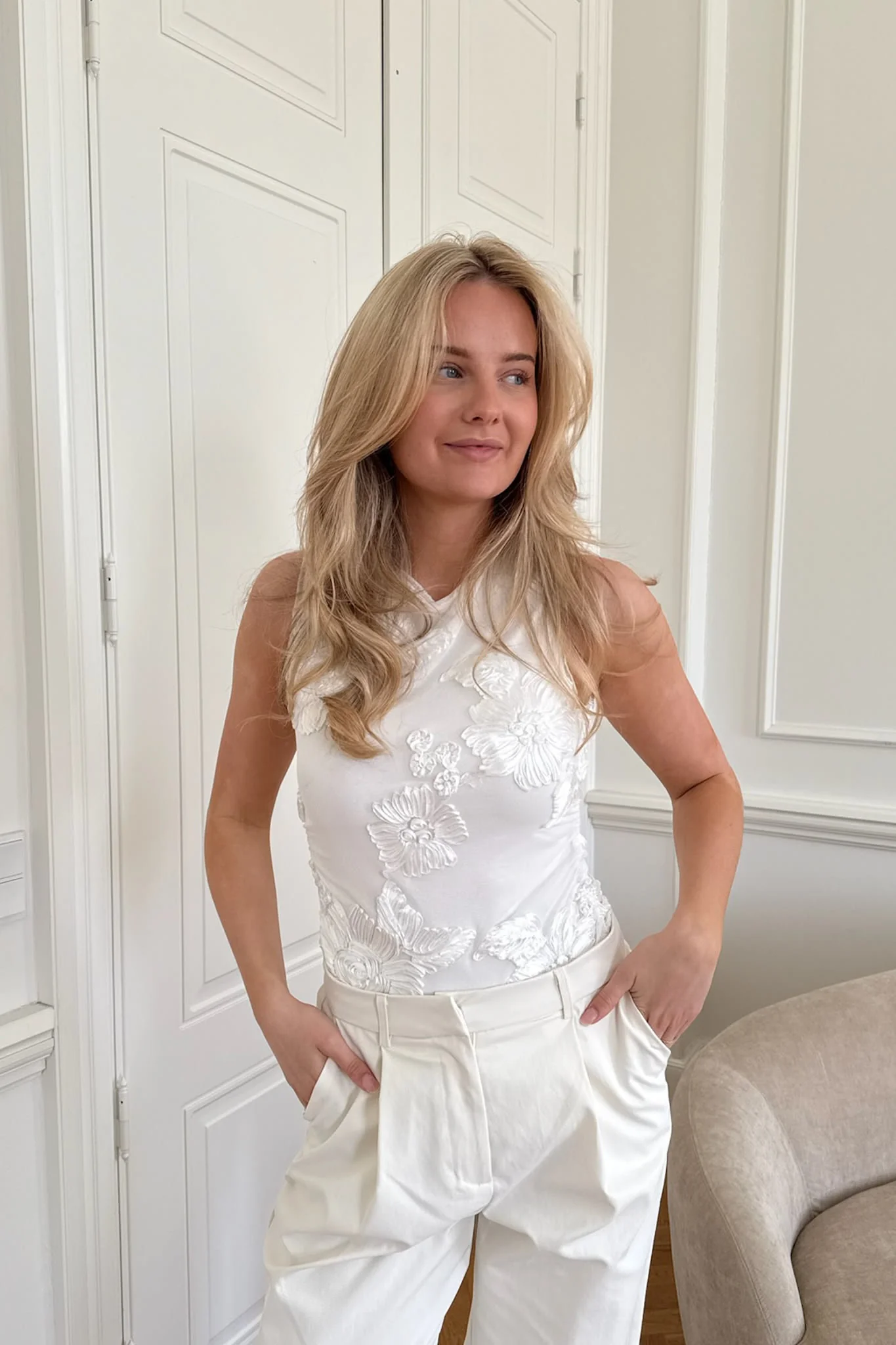 MiraIC Mesh Top - White Flower - Image 3