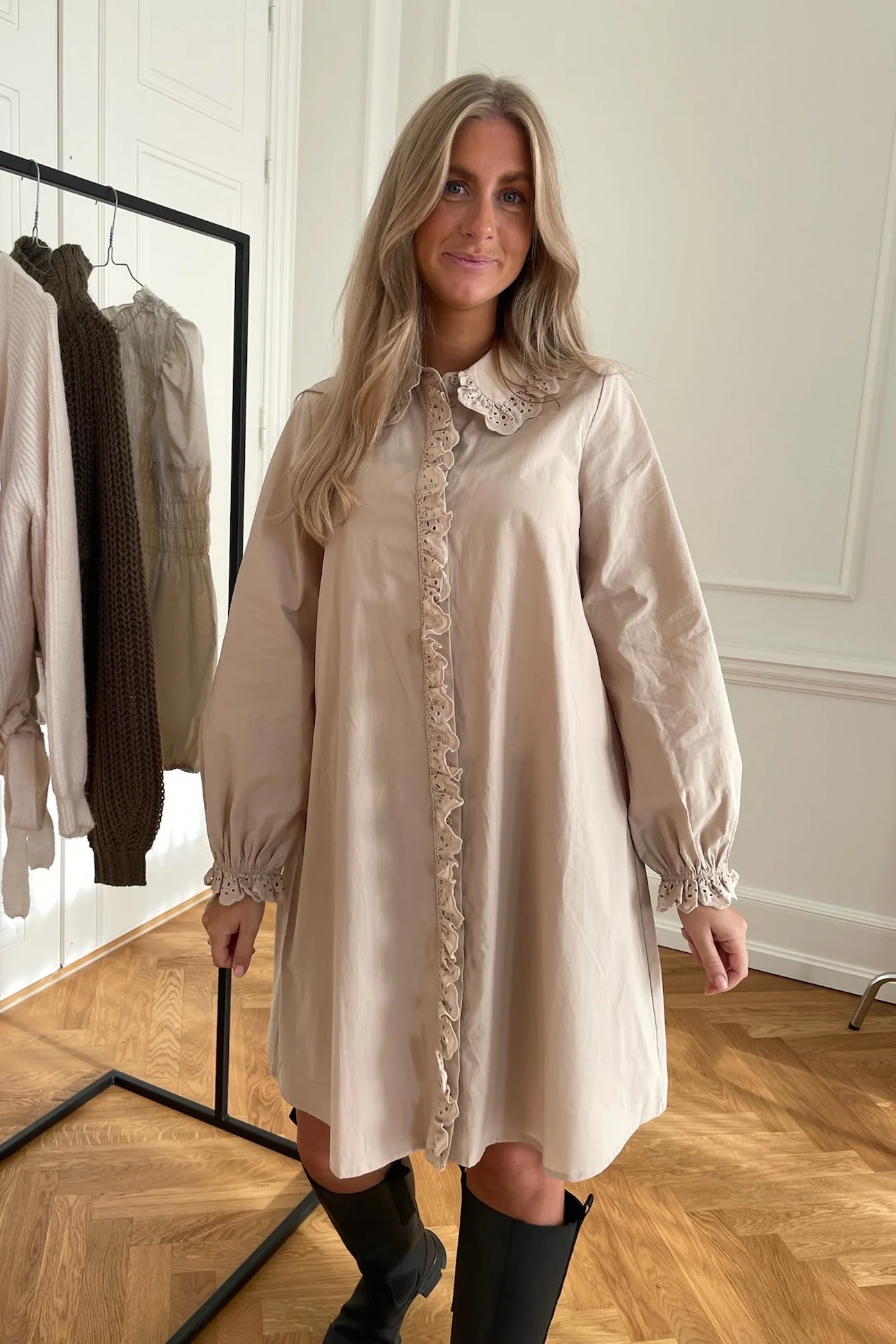 MirelleIC Dress - Light Beige Embroidery - Image 2