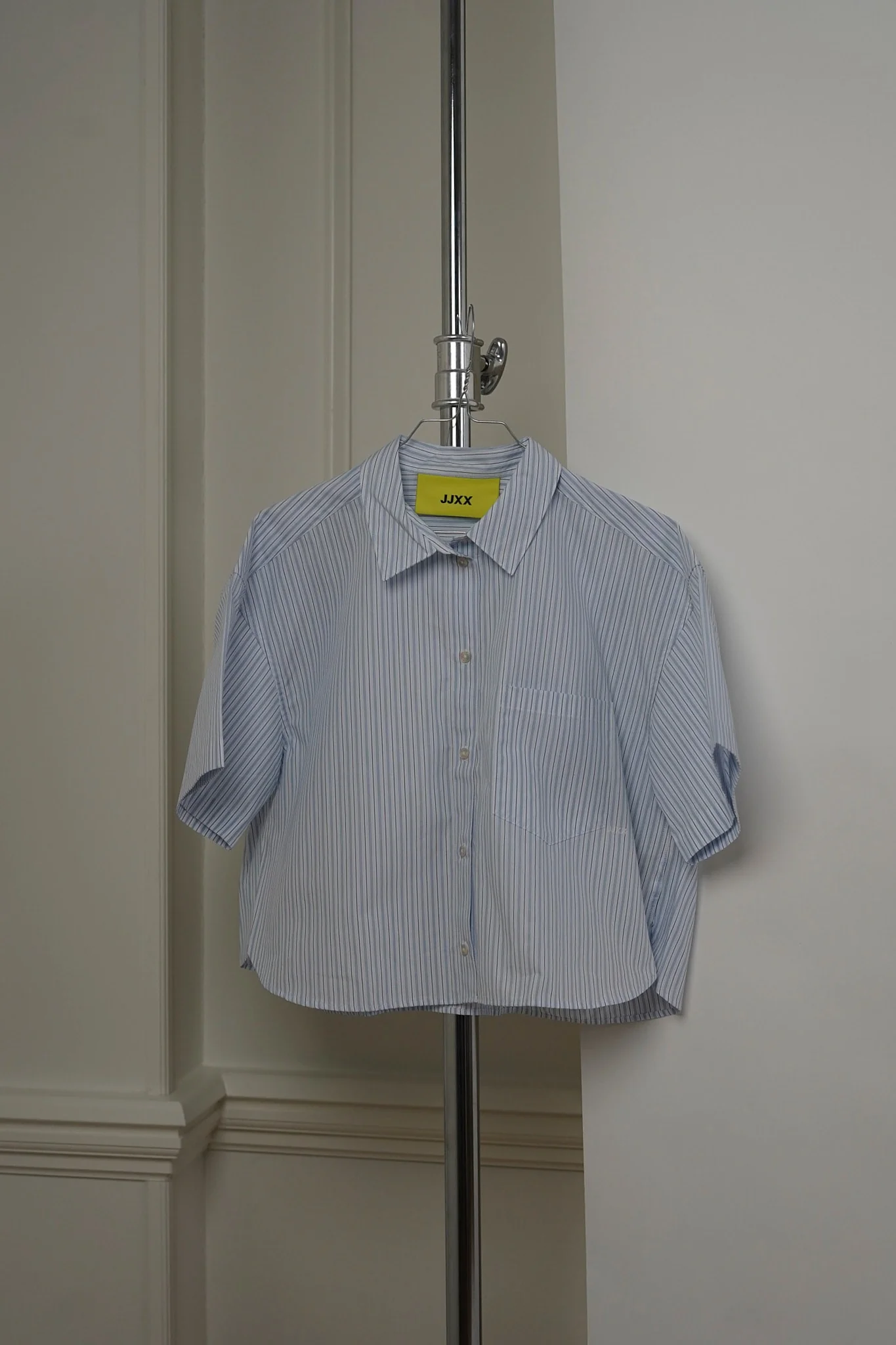 JXMolly SS Relaxed Poplin Shirt - White Blue - Image 2