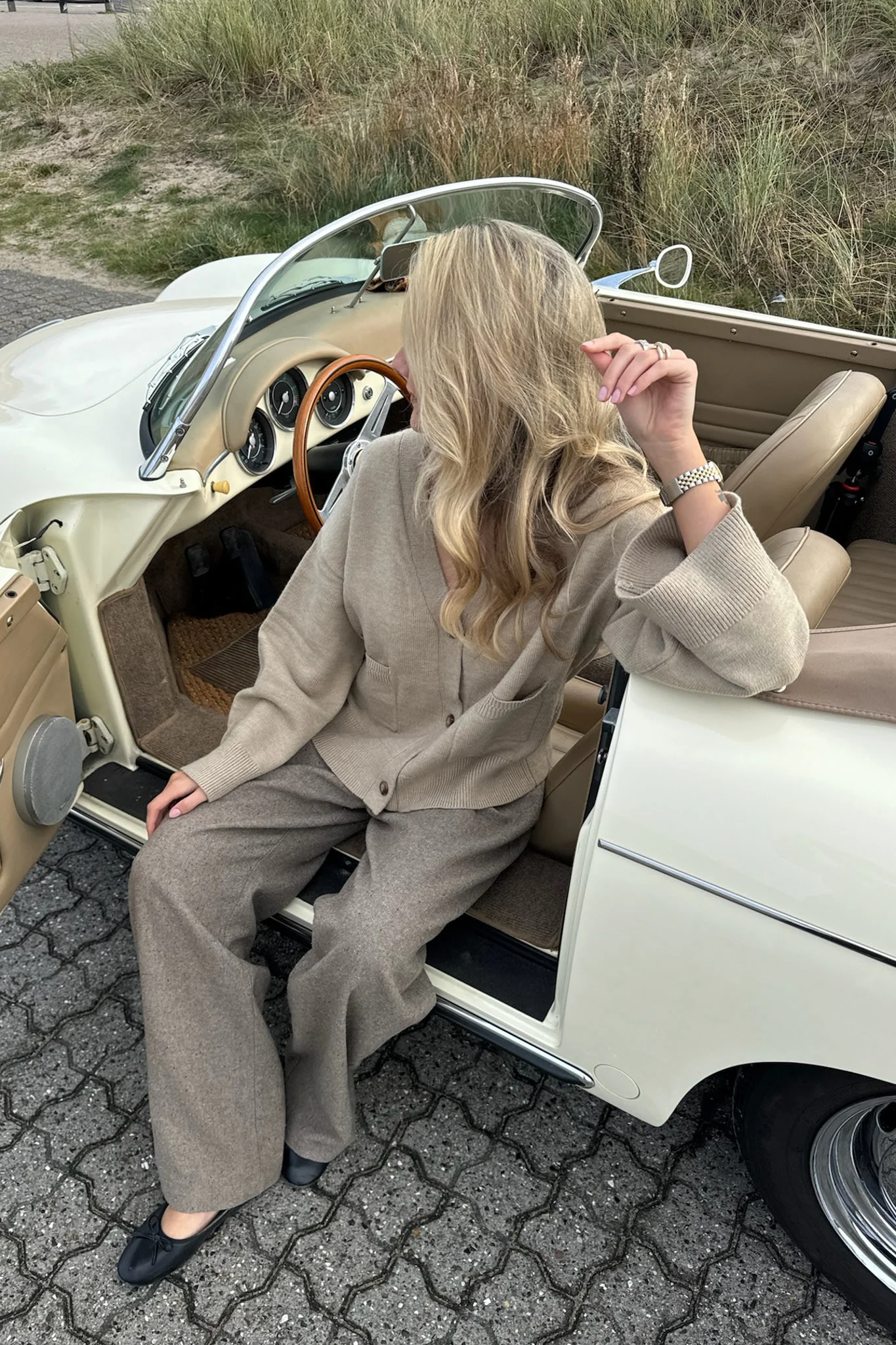 MollyIC Cardigan - Beige - Image 7