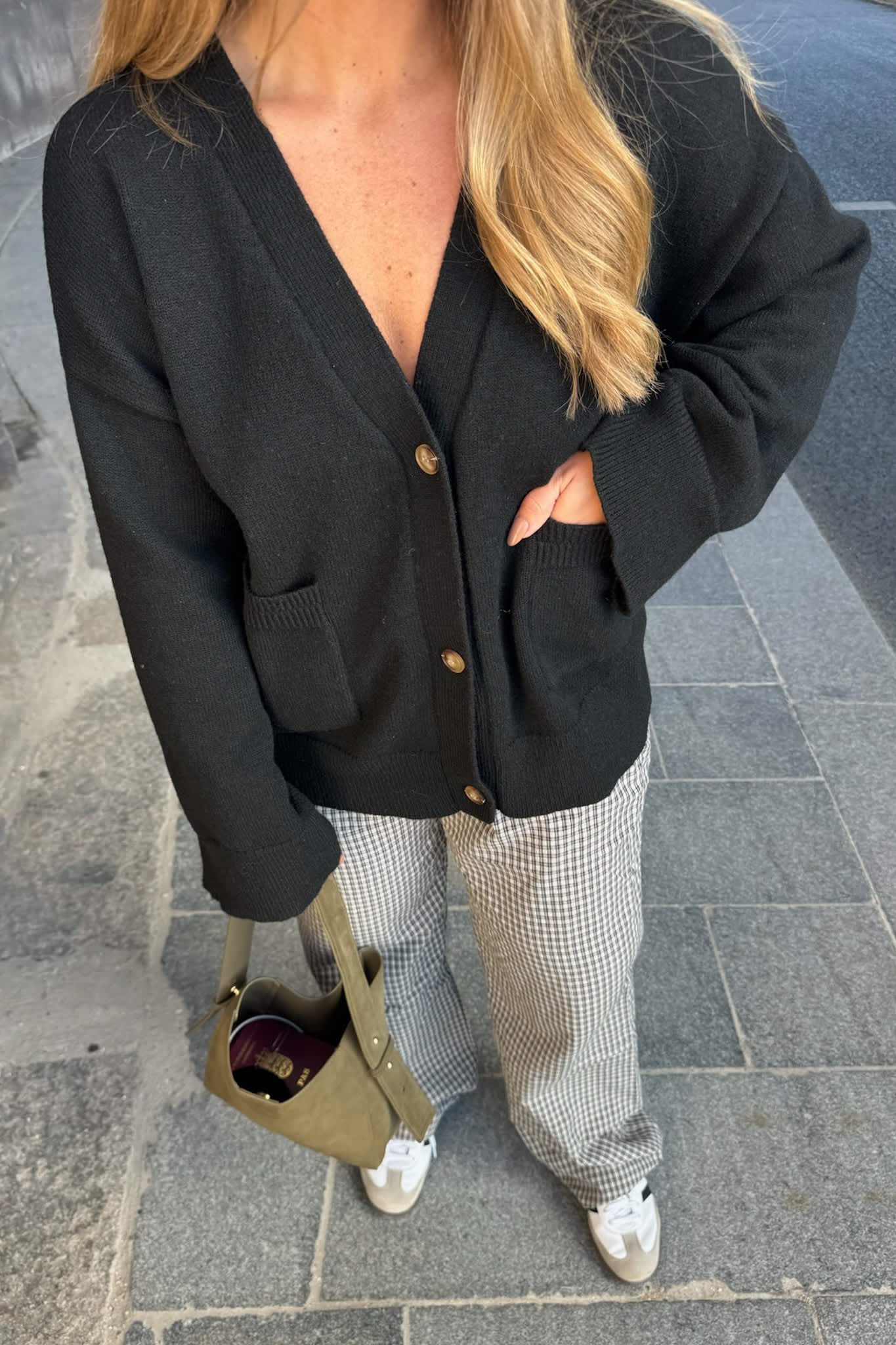 MollyIC Cardigan - Black - Image 8