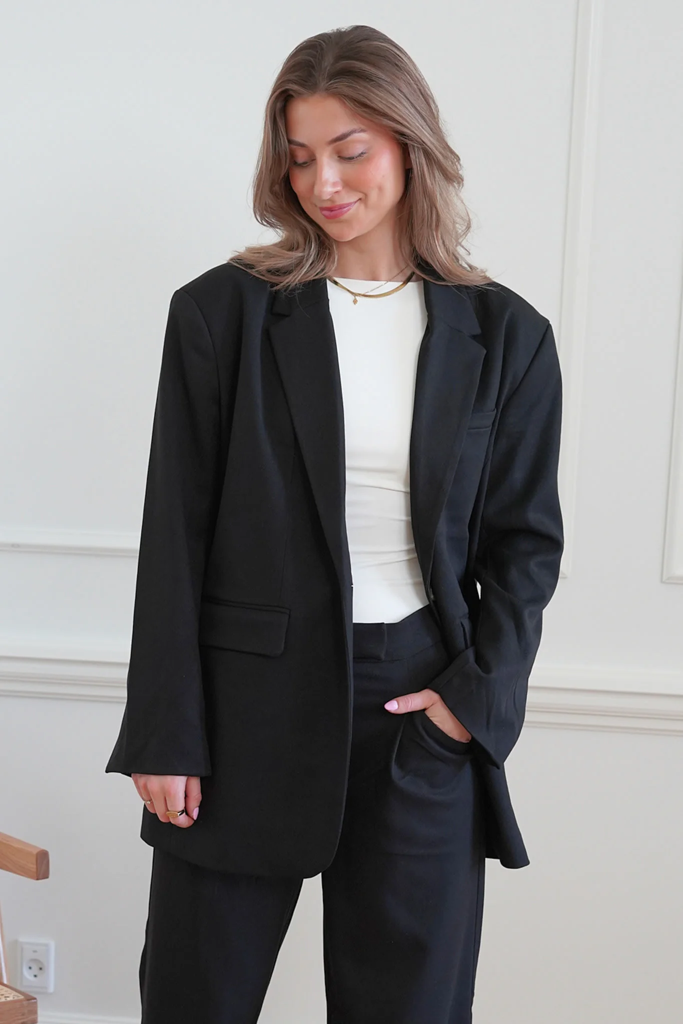 SNNaomi LS Oversize Blazer - Black - Image 5