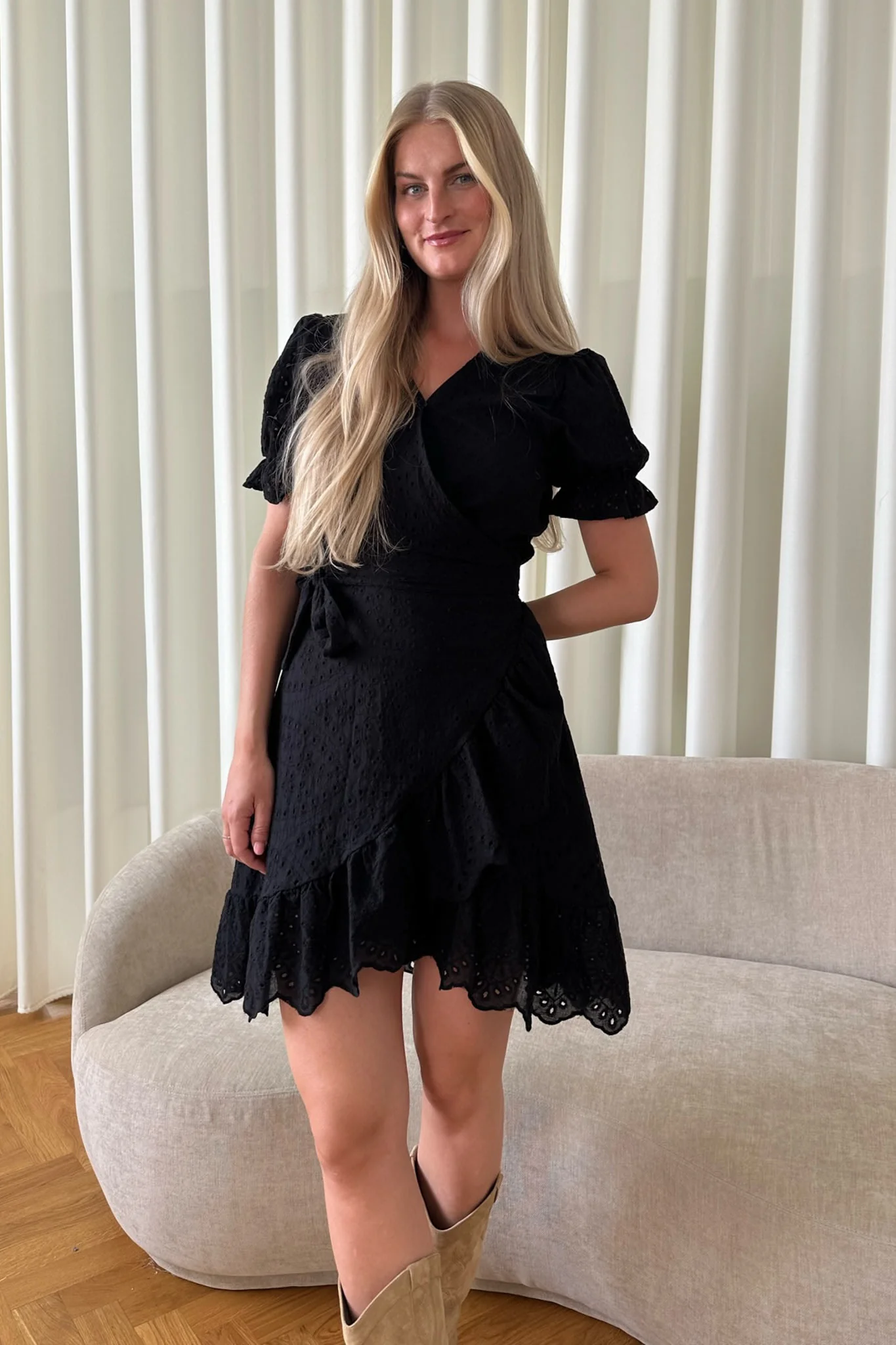 NaomiIC Dress - Black Embroidery - Image 4