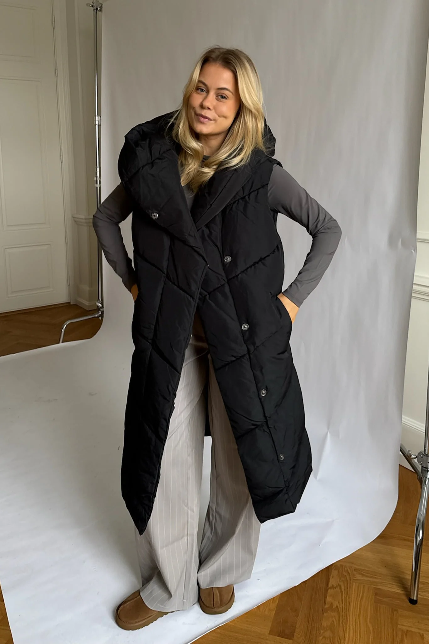 NMTally LS Long Vest - Black - Image 2