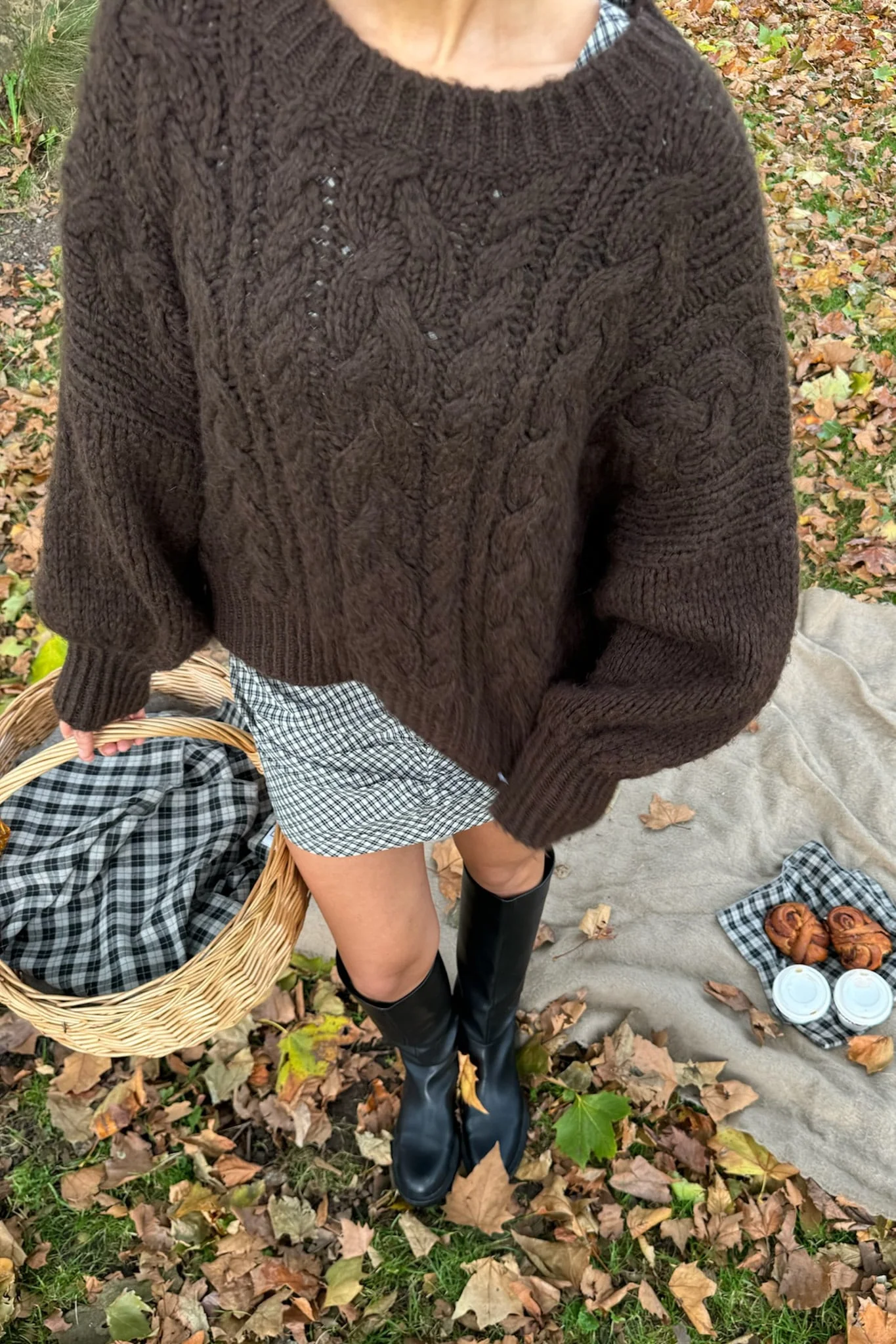 NoraIC Sweater - Chocolate Brown - Image 4