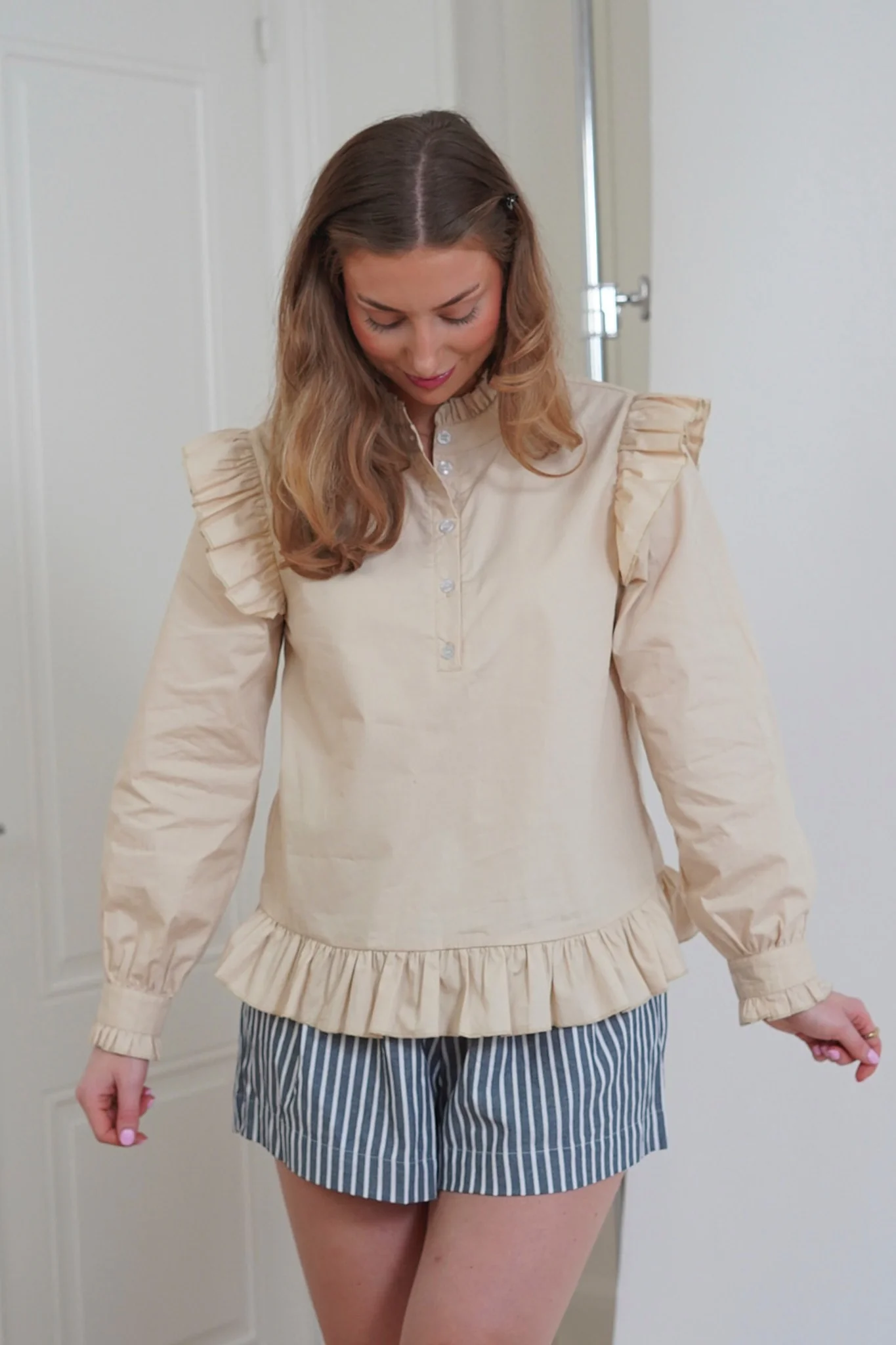 NunaIC Shirt - Beige - Image 10