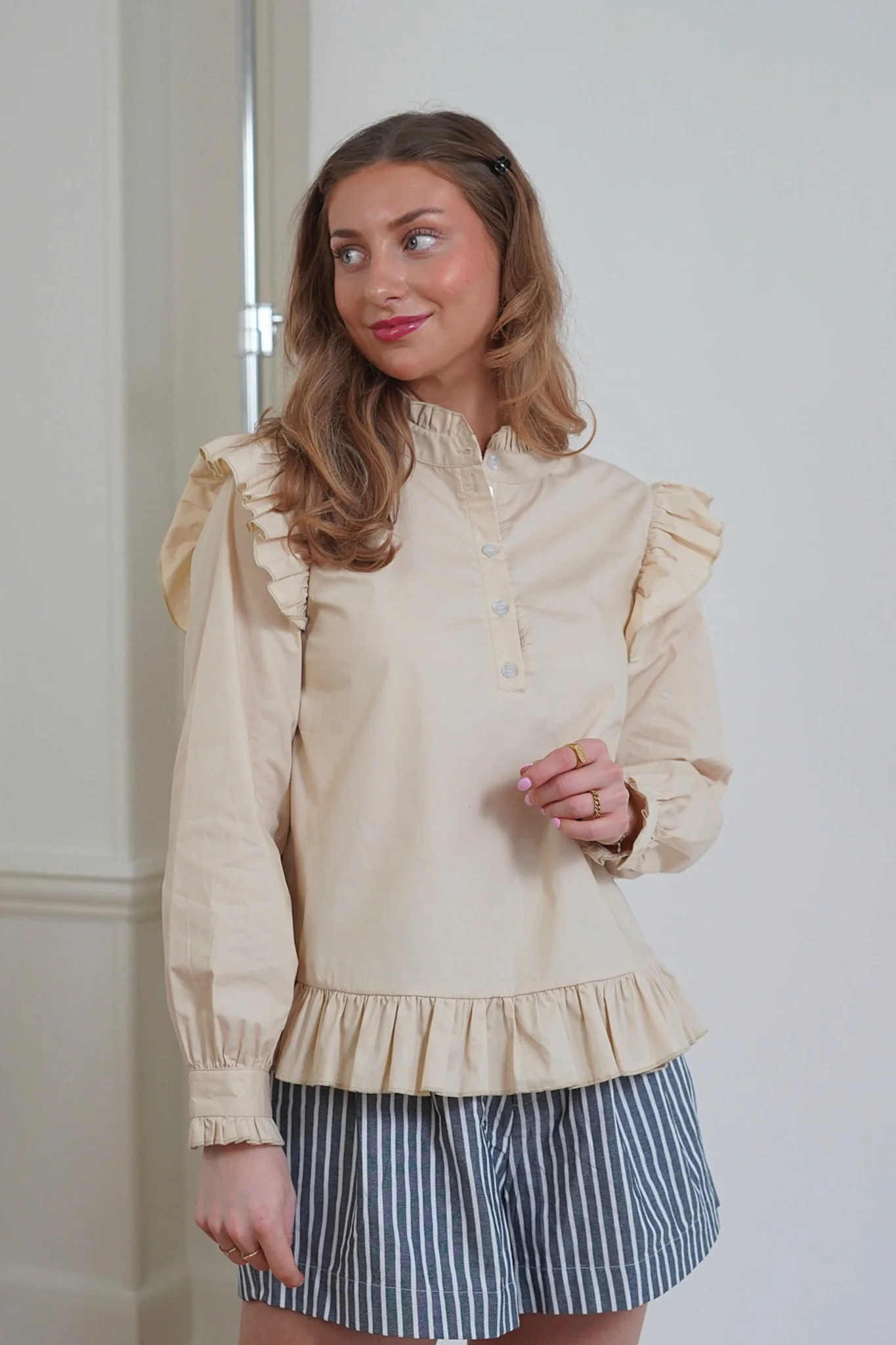 NunaIC Shirt - Beige - Image 11