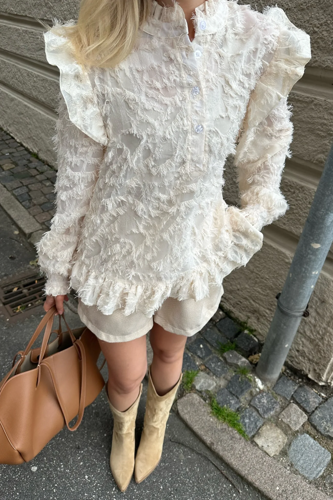 NunaIC Shirt - Feathery Beige - Image 3