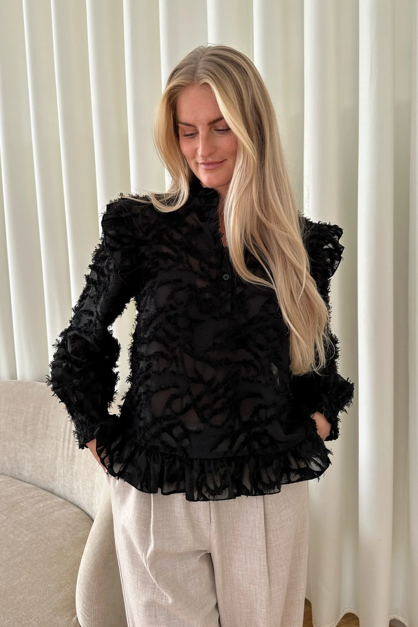 NunaIC Shirt - Feathery Black - Image 6