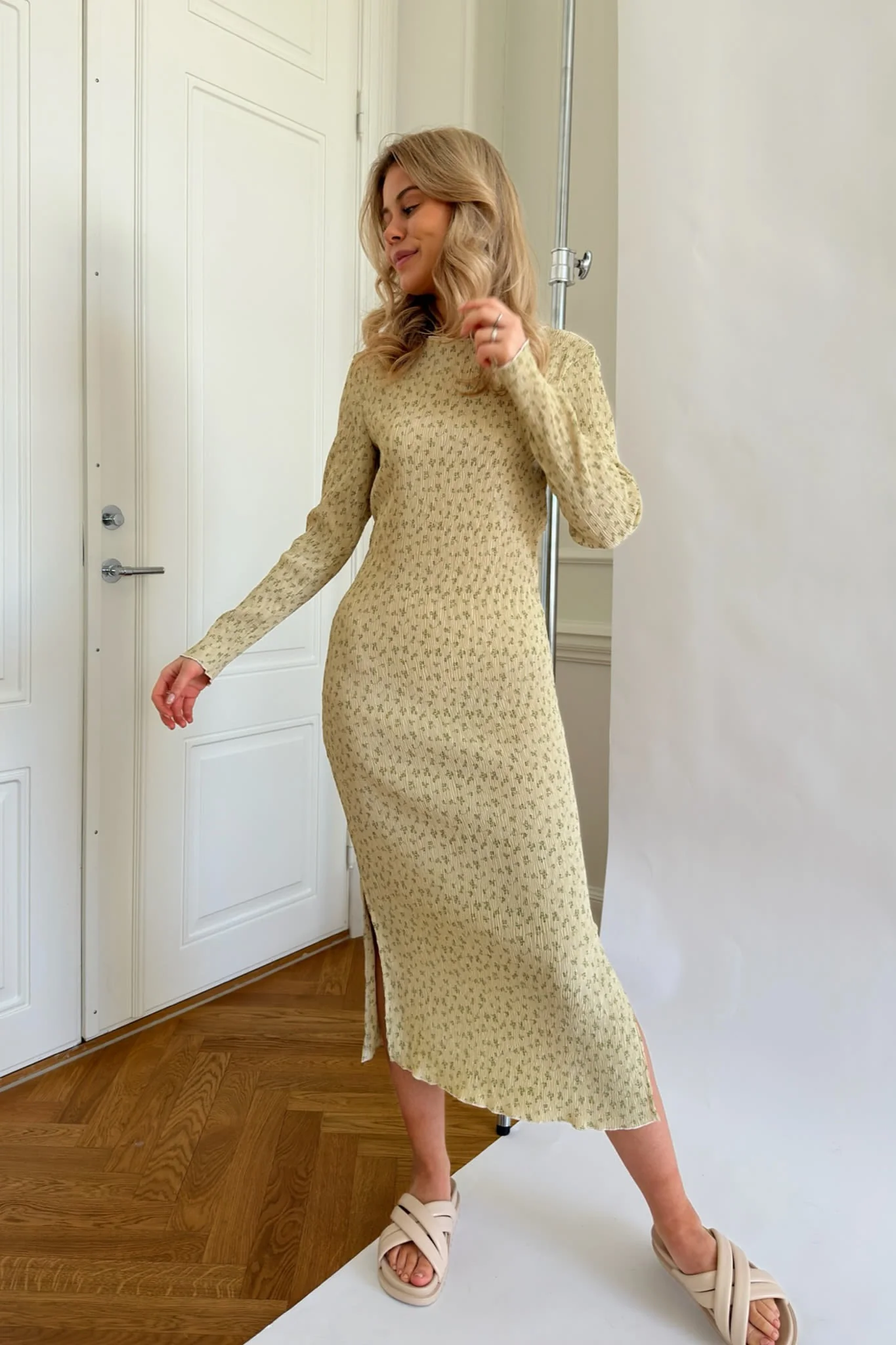 OdaIC Dress - Yellow Tiny Blossom - Image 3