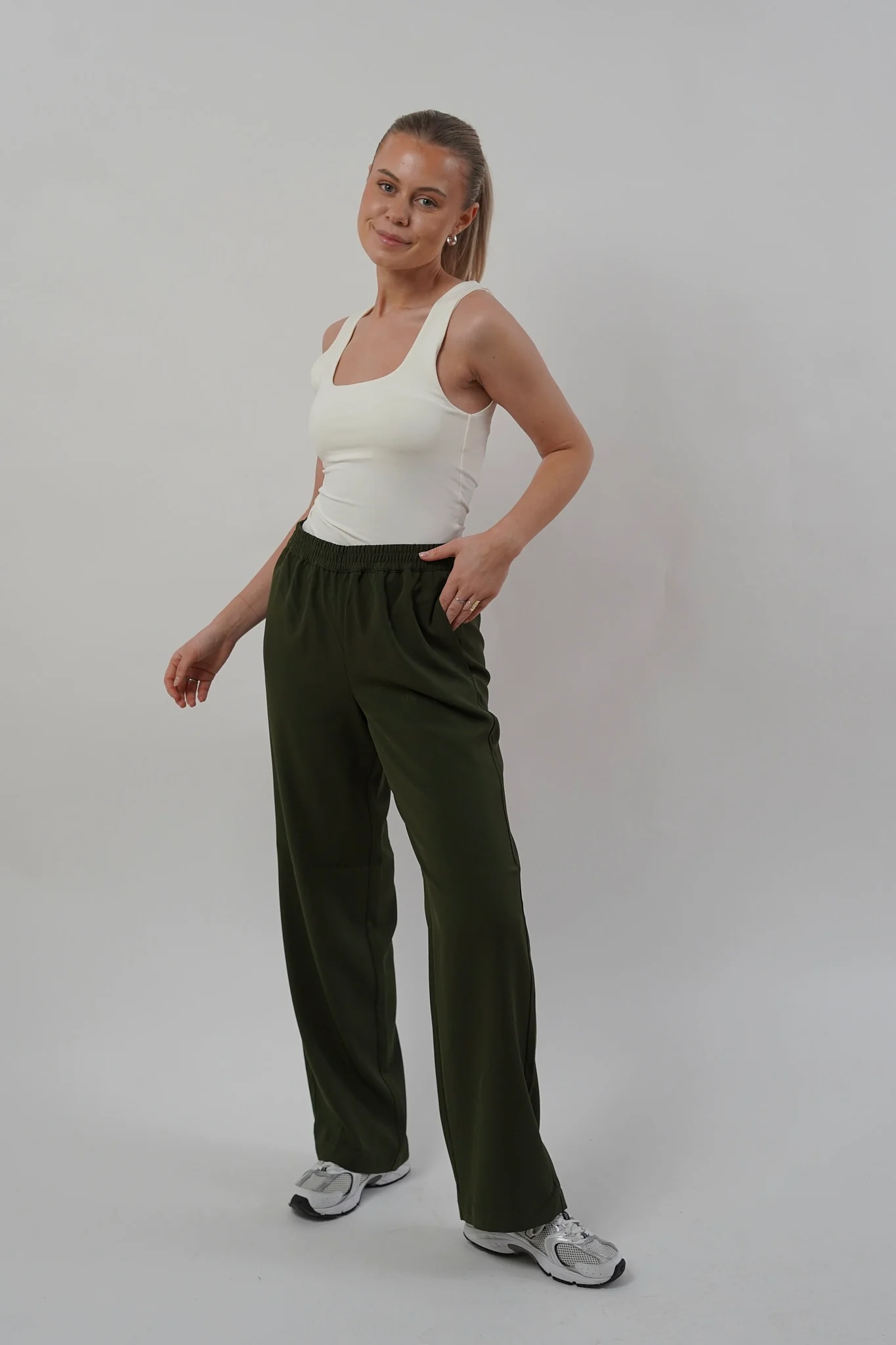 JXPoppy HW Pant - Kombu Green - Image 6