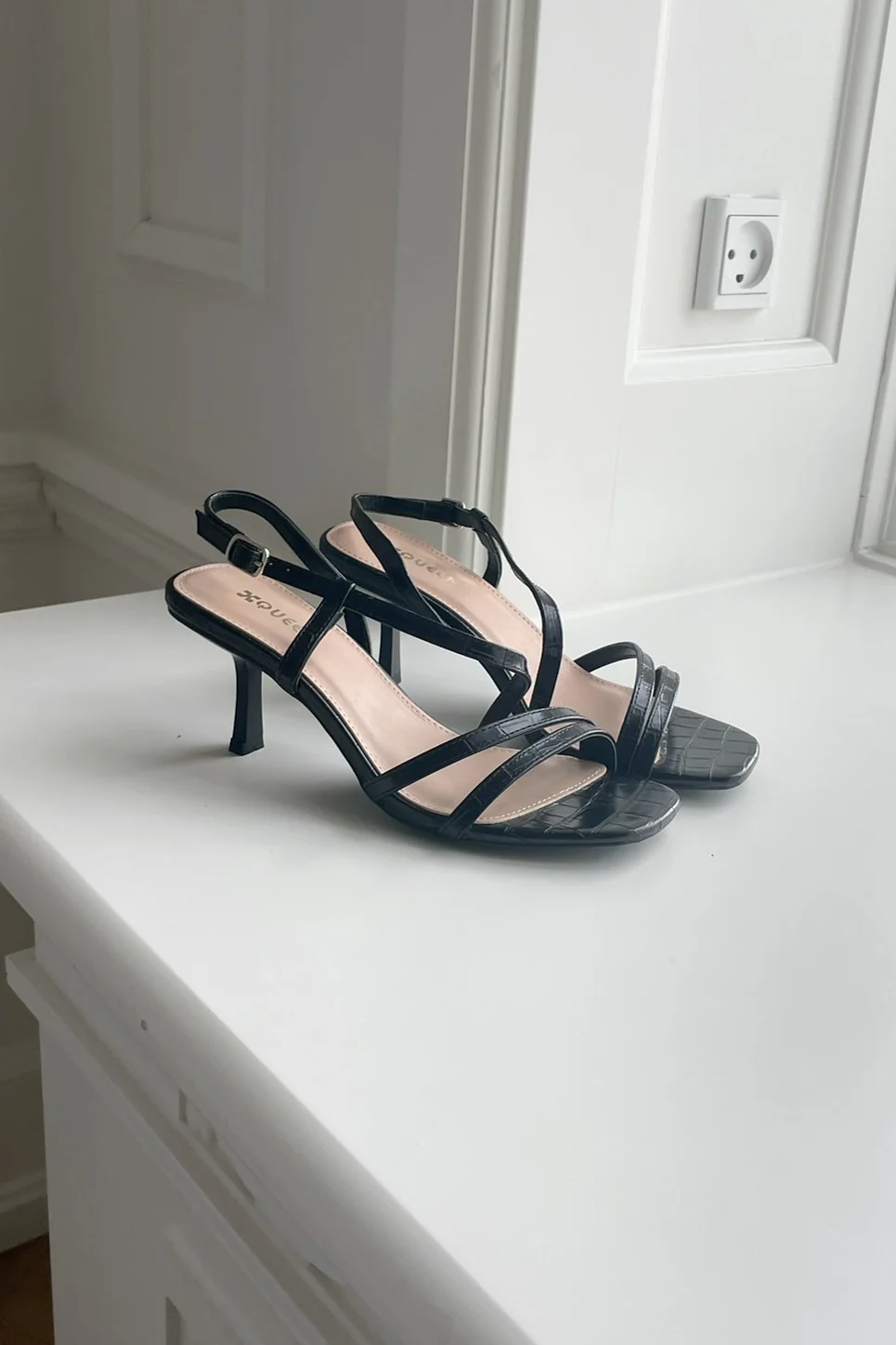 1-137 Rio Heels - Black - Image 2