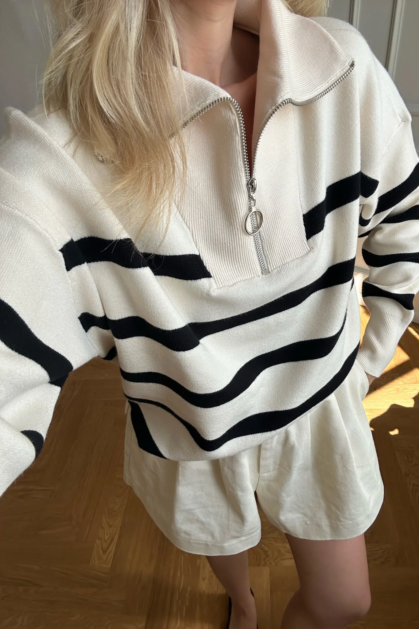 VMSaba Stripe LS Roolneck Blouse - Birch Black - Image 2
