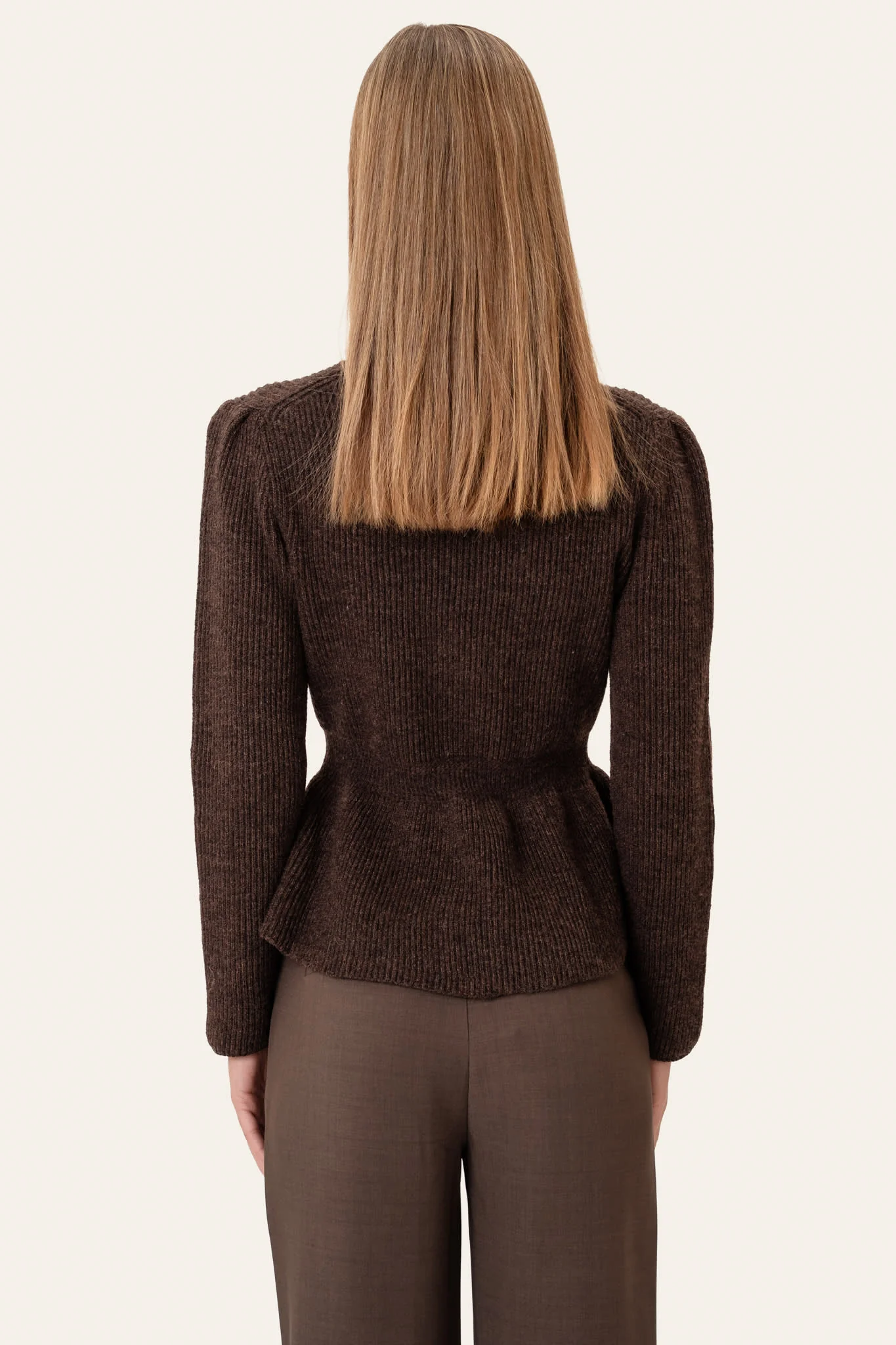 SaraIC Sweater - Dark Brown - Image 6