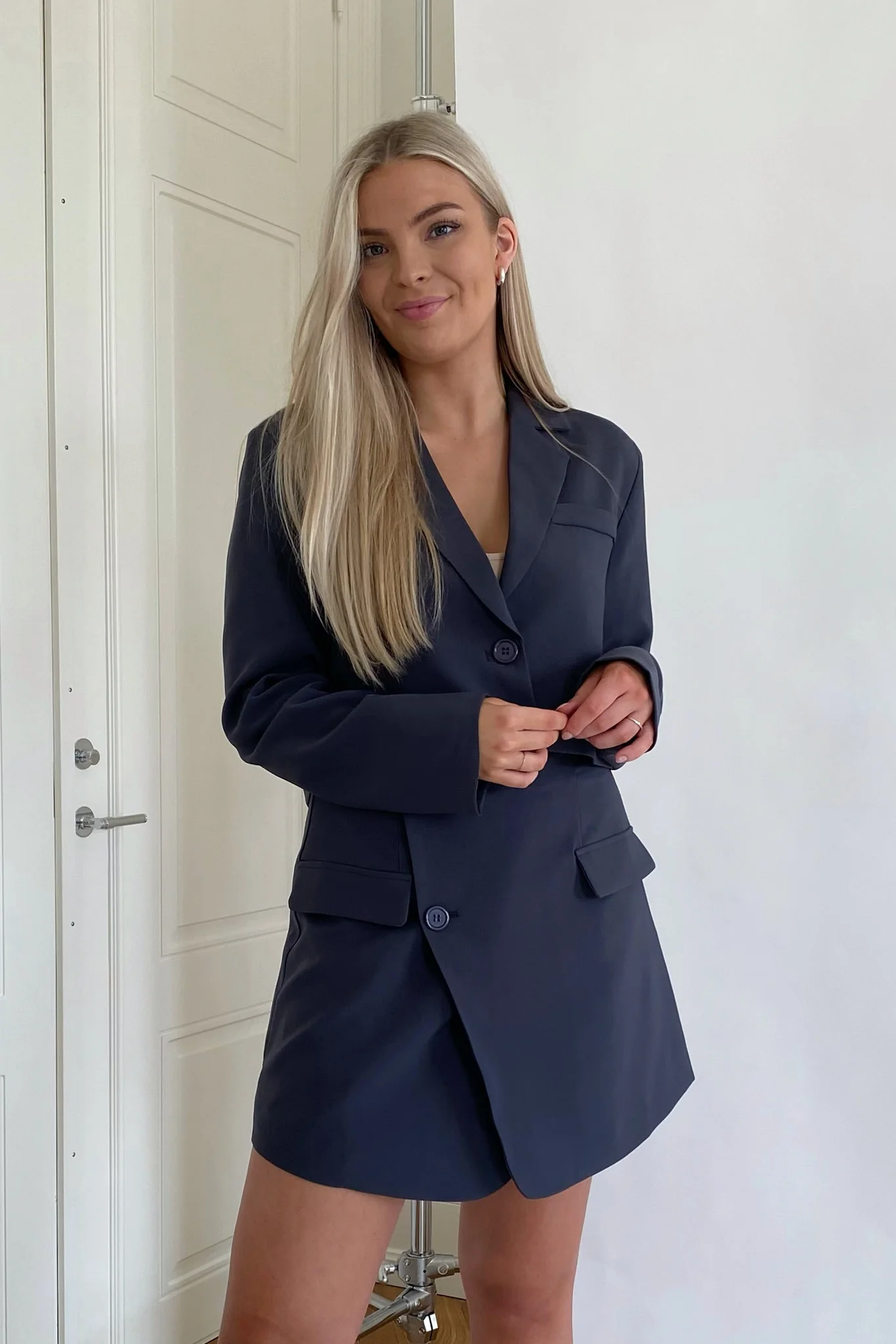SelmaIC Cropped Blazer - Grey - Image 3