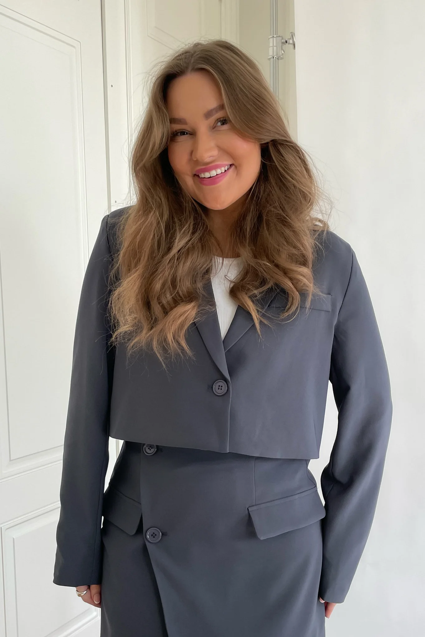 SelmaIC Cropped Blazer - Grey - Image 8