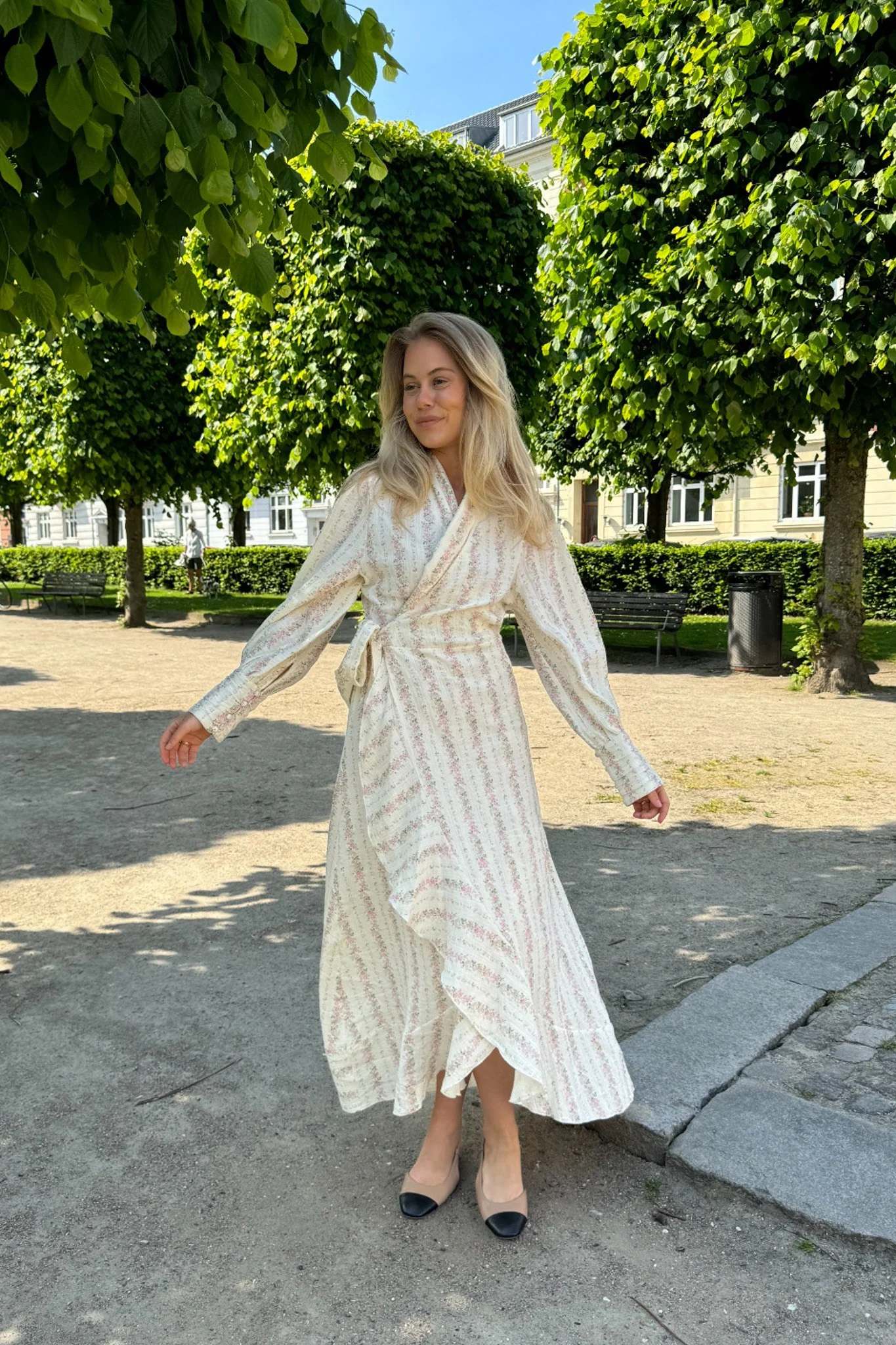 SigneIC Long Wrap Dress - Light Pink Flower Print - Image 11