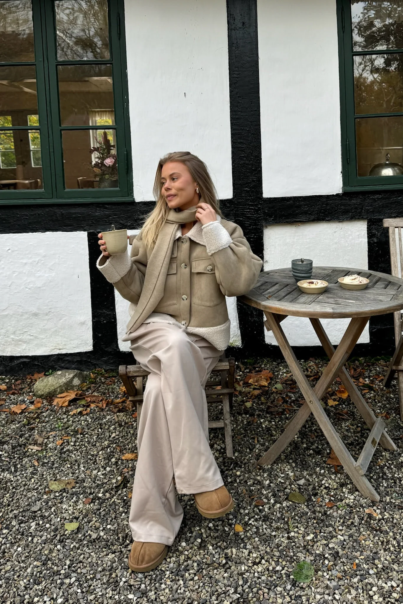 TheaIC Teddy Jacket - Light Brown - Image 3