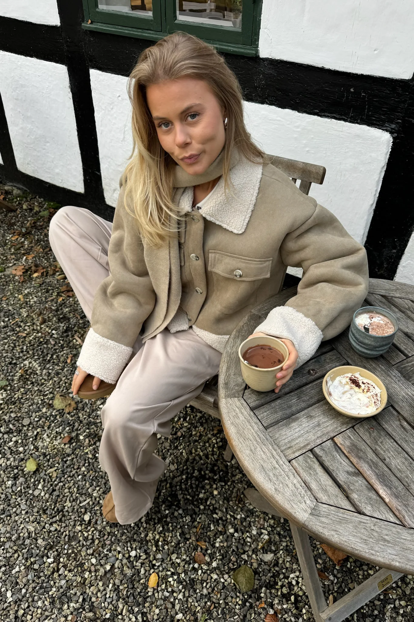 TheaIC Teddy Jacket - Light Brown - Image 4