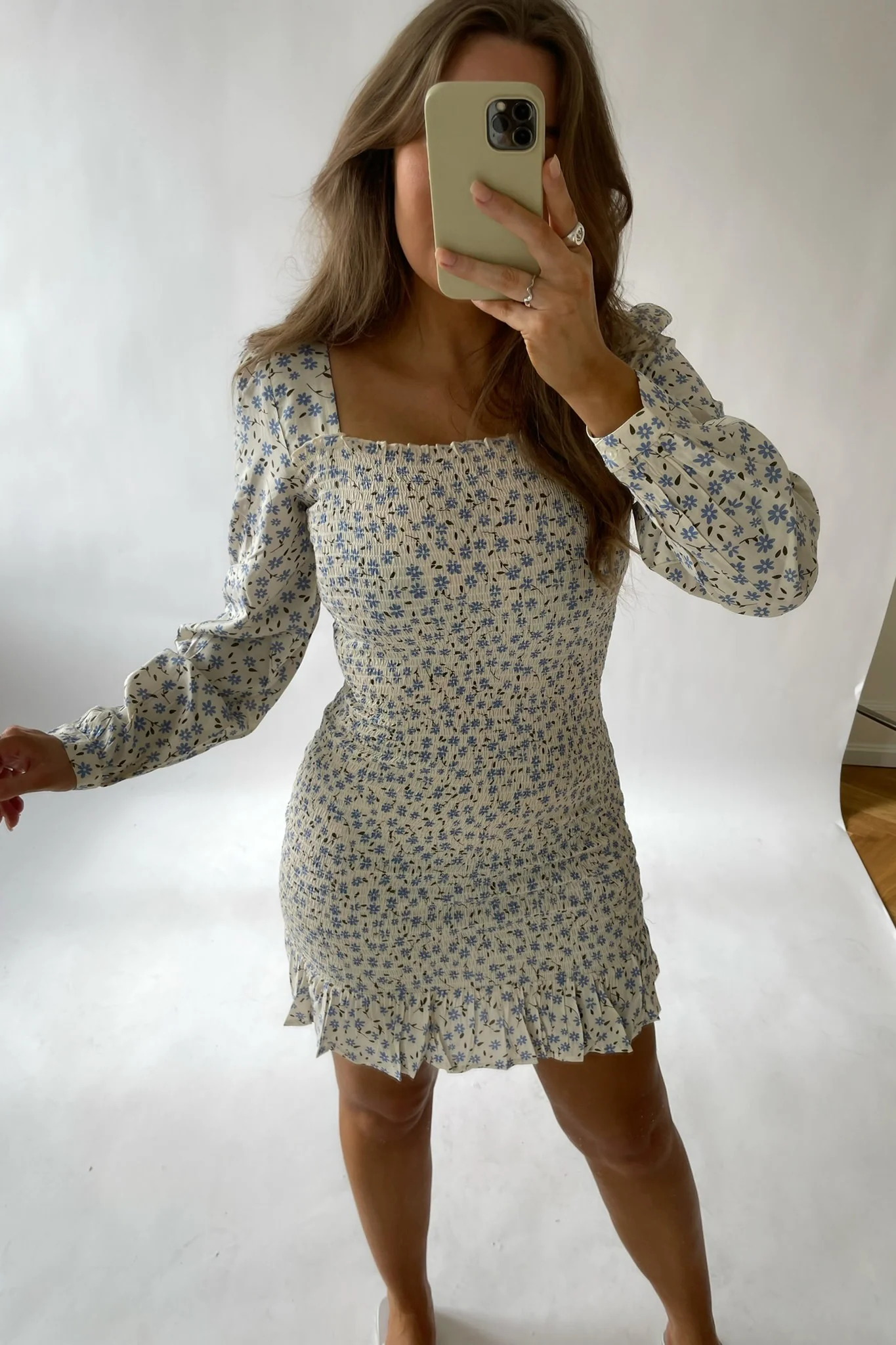 NMTone LS Square Neck Smock Dress - Eggnog Blue Flowers - Image 3