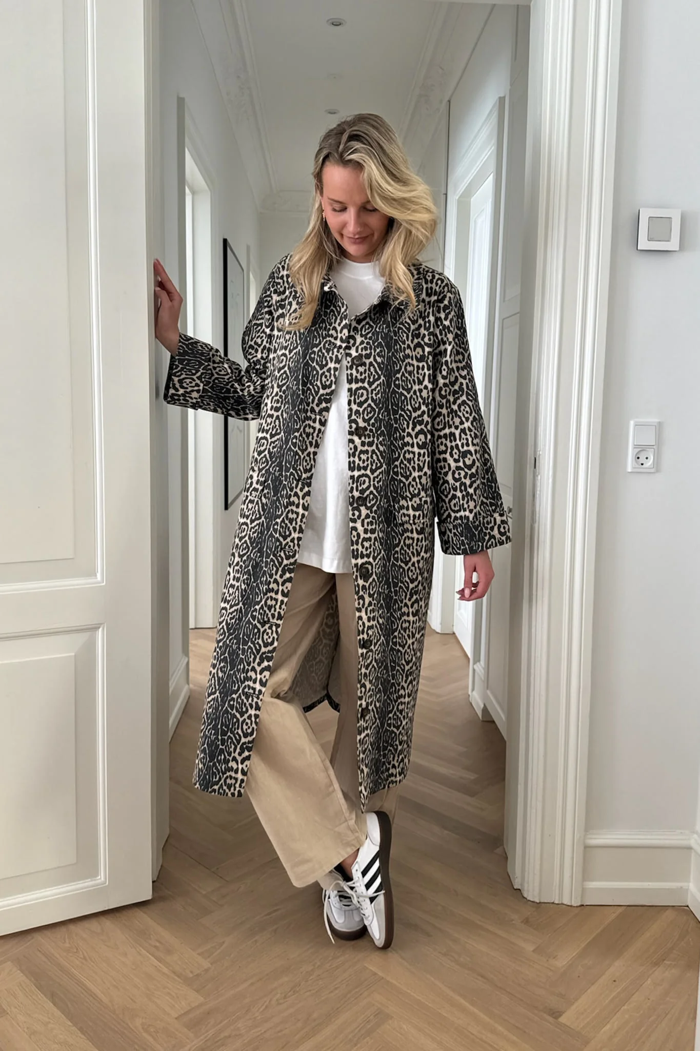 TrineIC Trenchcoat - Leo Print - Image 2