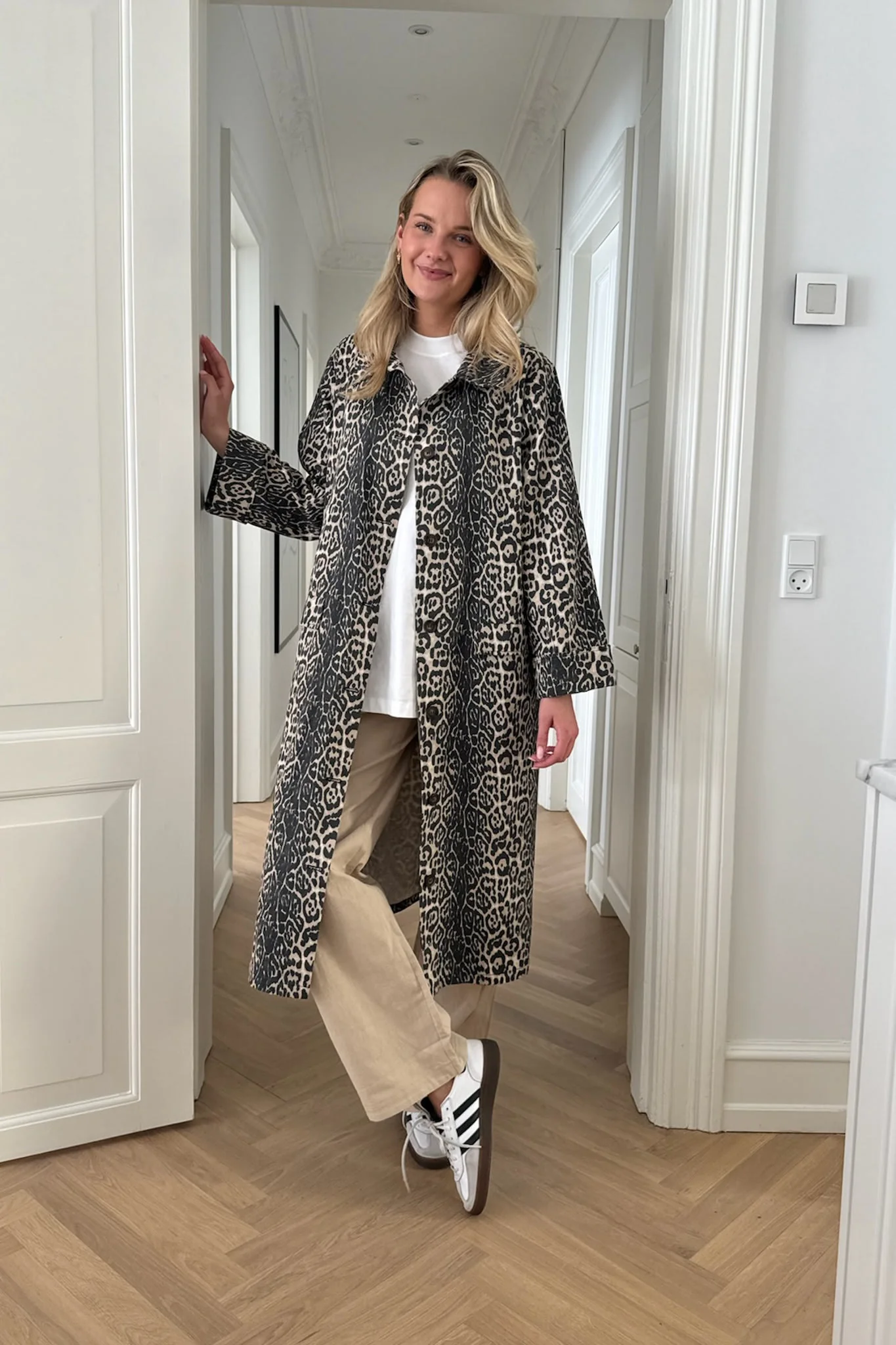 TrineIC Trenchcoat - Leo Print - Image 3