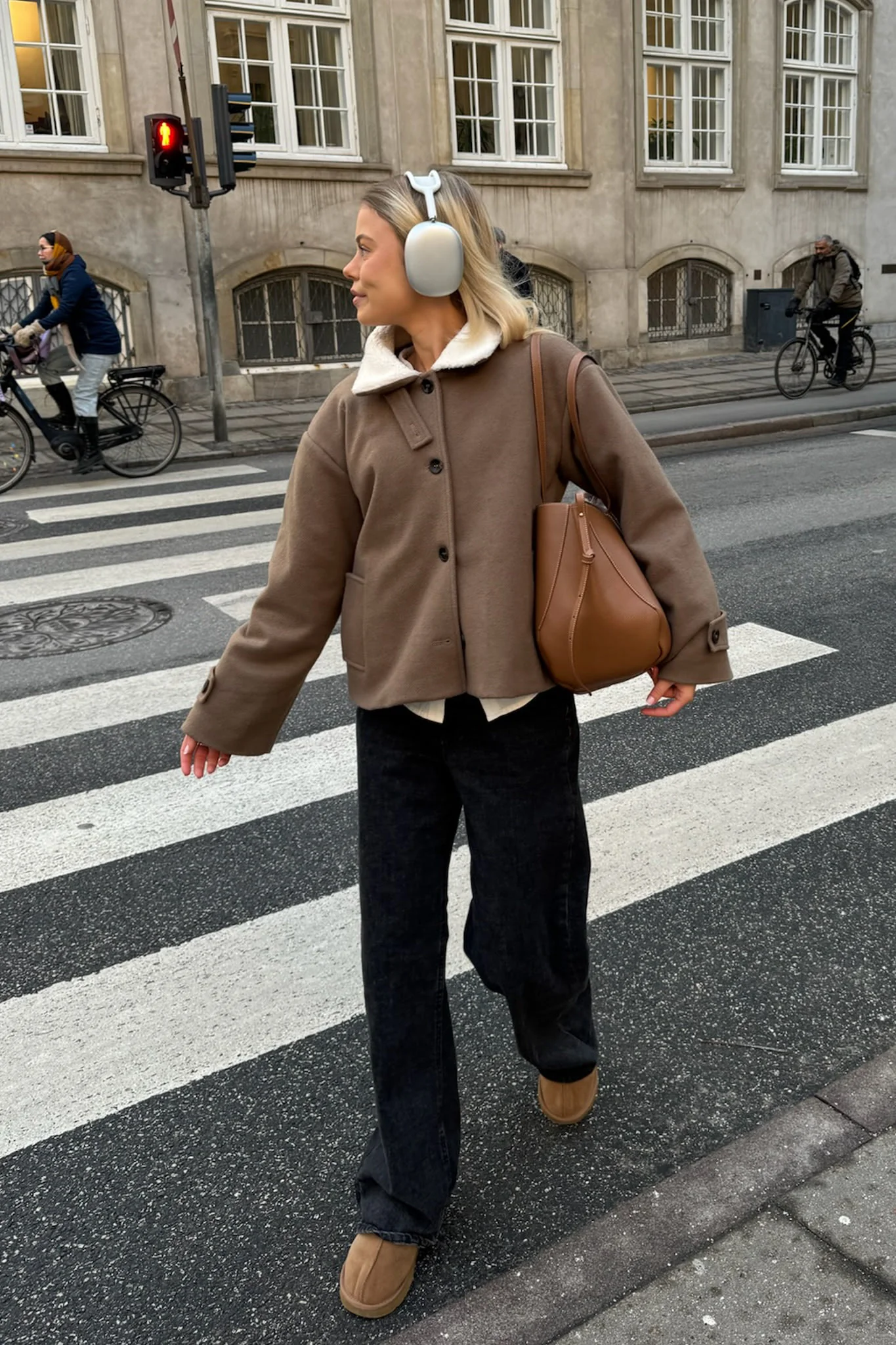 UlrikkeIC Teddy Jacket - Taupe - Image 6
