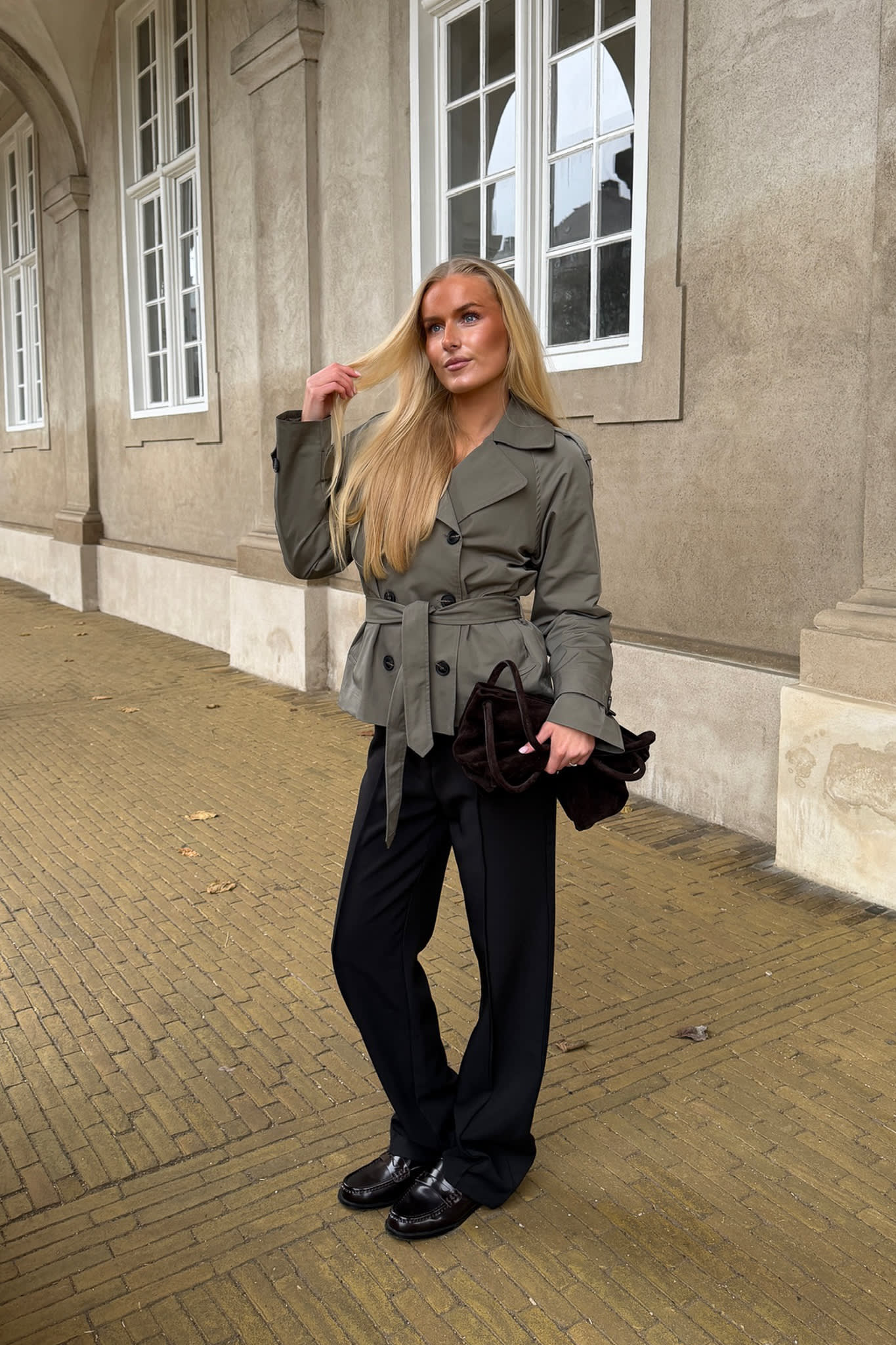 VeraIC Trenchcoat - Green - Image 7