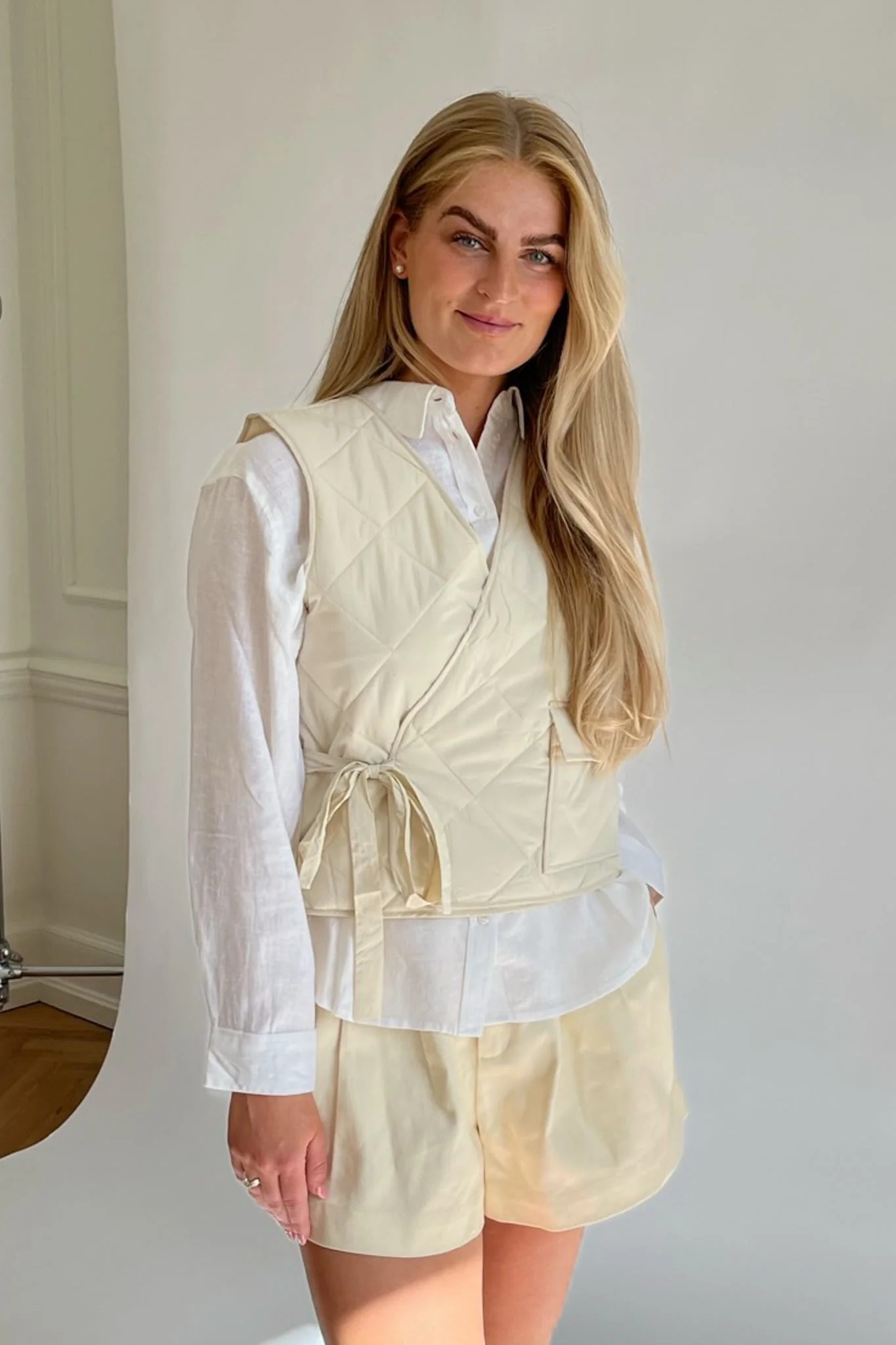 VMVia SL Vest - Birch - Image 6