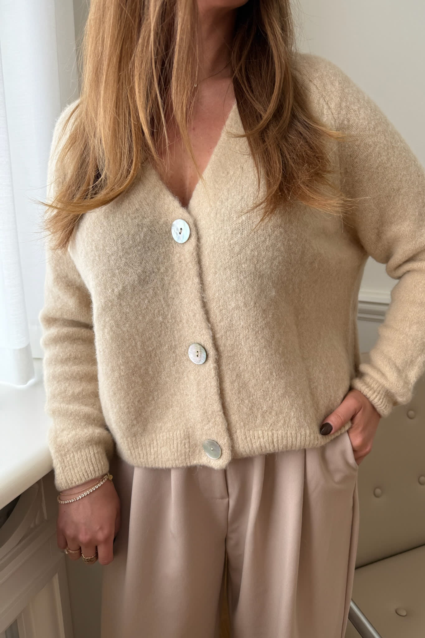 VickyIC Cardigan - Creme - Image 6