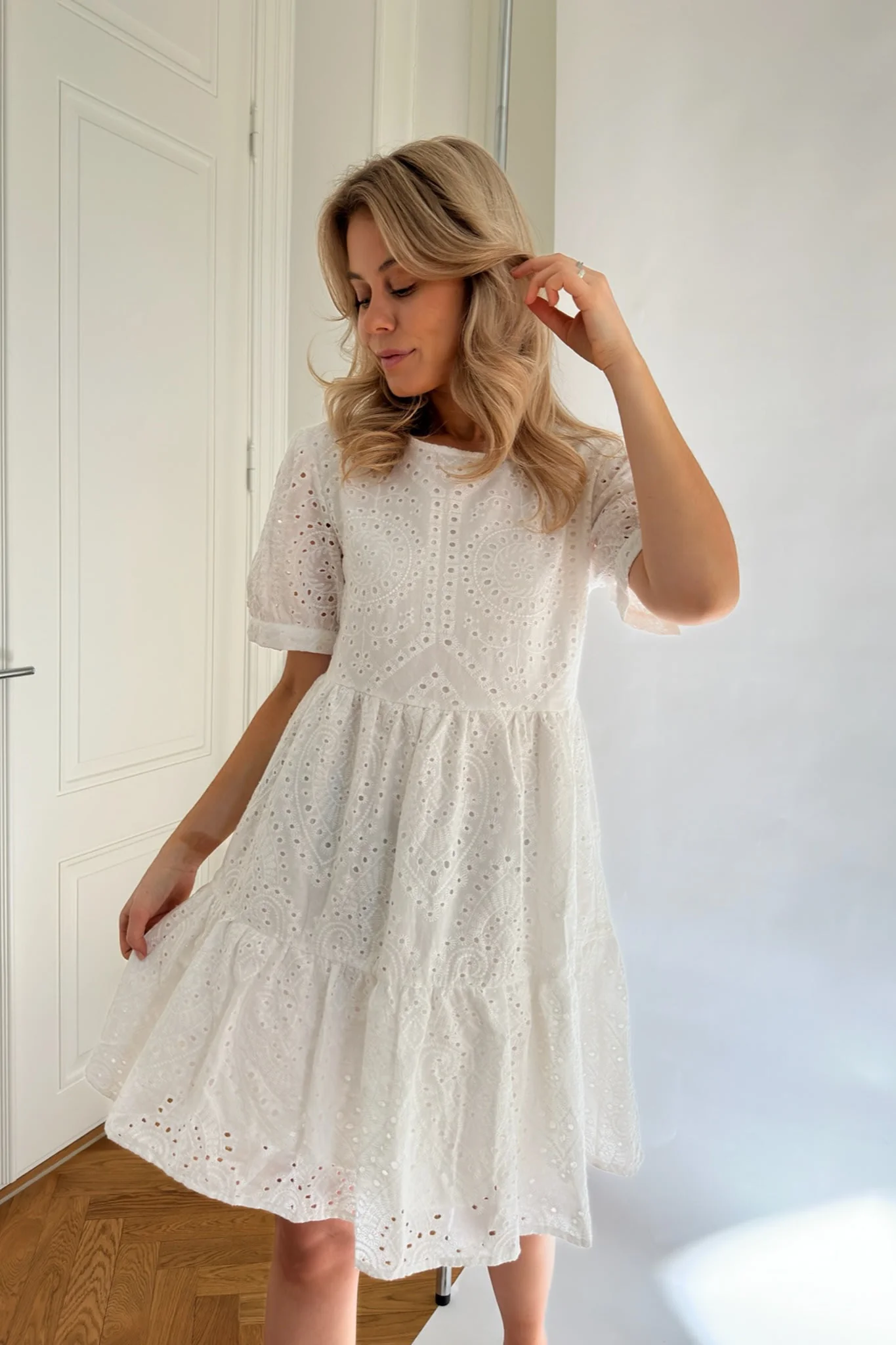 VilmaIC Dress - White Embroidery - Image 2