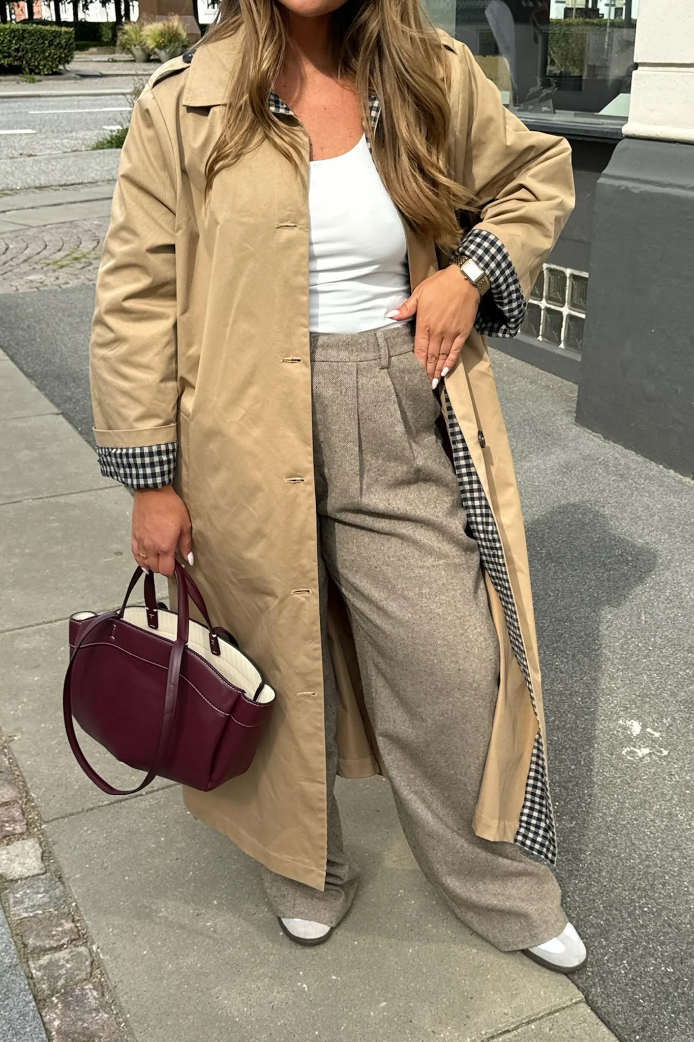 ViolaIC Trenchcoat - Beige W. Checks - Image 5